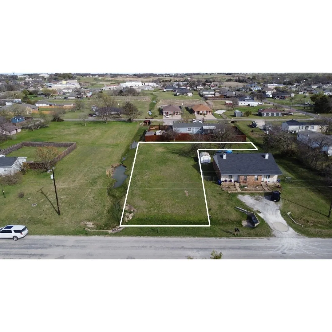 Unimproved Land For Sale in Grayson County , 408 N 4th Street, Gunter, Texas 75058, 0, 0, Garage spaces, 0 Sqft, built in 0, mls#21205415, Real Estate Agent in Gunter, Homes For Sale in Grayson county, Homes For Sale in Gunter, Realtor in Gunter Texas, Real Estate Brokerage Independent Realty Texas, Luminita Cordes Realtor