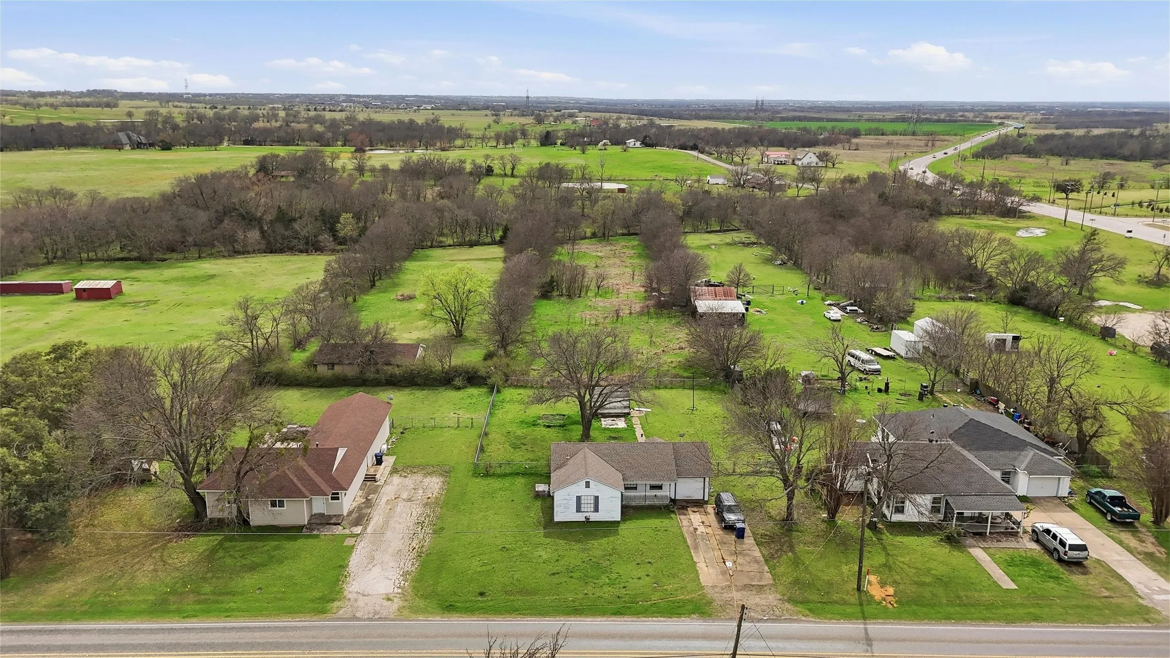 Improved Land For Sale in Grayson County , 111 E Main Street, Gunter, Texas 75058, 0, 0, Garage spaces, 0 Sqft, built in 1950, mls#21204986, Real Estate Agent in Gunter, Homes For Sale in Grayson county, Homes For Sale in Gunter, Realtor in Gunter Texas, Real Estate Brokerage Independent Realty Texas, Luminita Cordes Realtor