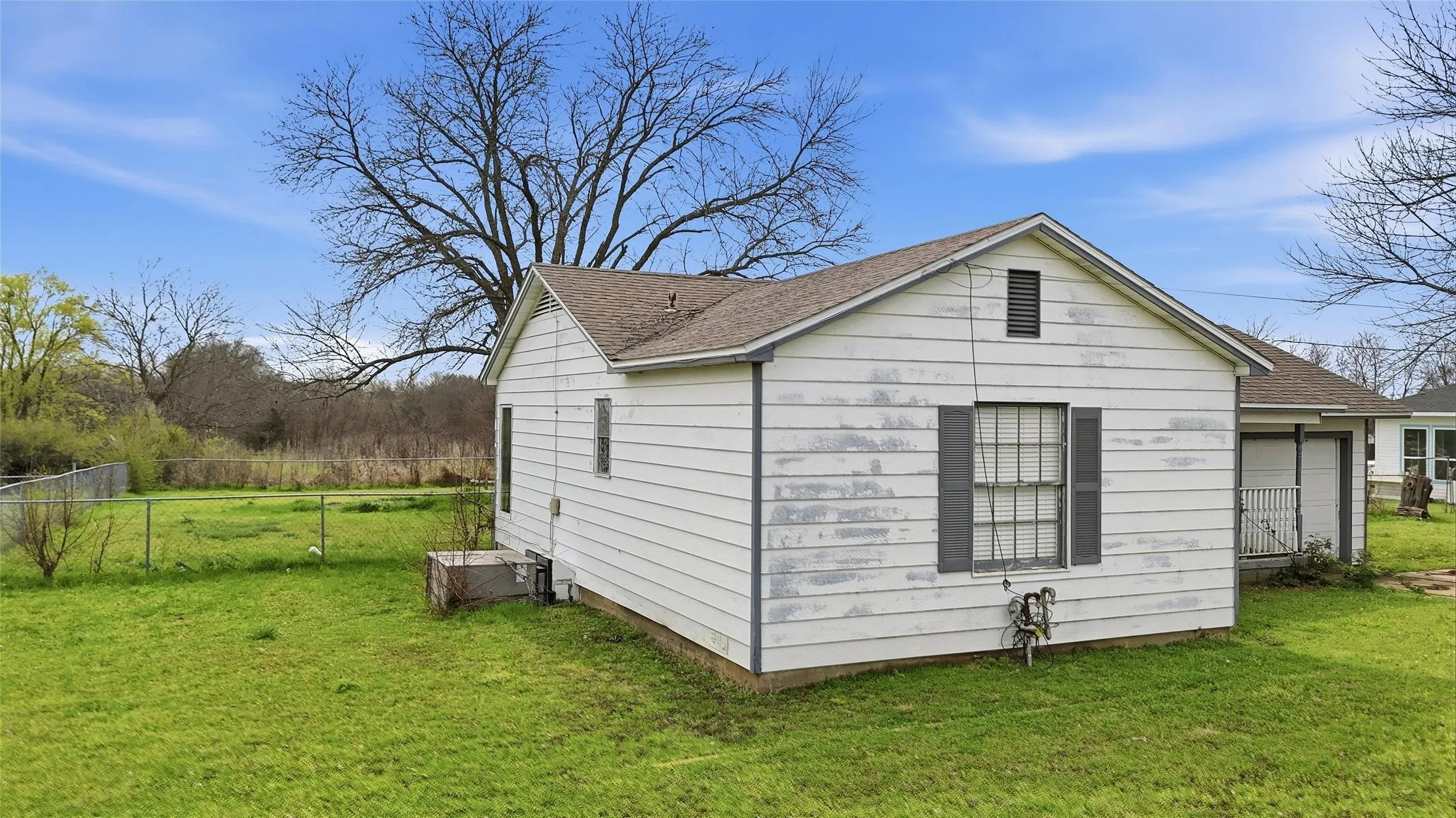 Improved Land For Sale in Grayson County , 111 E Main Street, Gunter, Texas 75058, 0, 0, Garage spaces, 0 Sqft, built in 1950, mls#21204986, Real Estate Agent in Gunter, Homes For Sale in Grayson county, Homes For Sale in Gunter, Realtor in Gunter Texas, Real Estate Brokerage Independent Realty Texas, Luminita Cordes Realtor