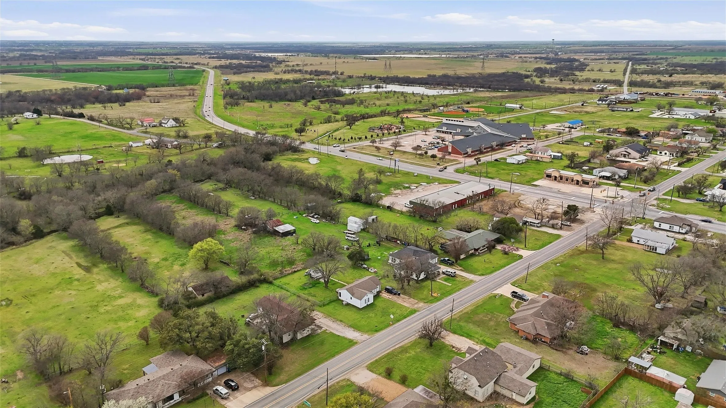 Improved Land For Sale in Grayson County , 111 E Main Street, Gunter, Texas 75058, 0, 0, Garage spaces, 0 Sqft, built in 1950, mls#21204986, Real Estate Agent in Gunter, Homes For Sale in Grayson county, Homes For Sale in Gunter, Realtor in Gunter Texas, Real Estate Brokerage Independent Realty Texas, Luminita Cordes Realtor