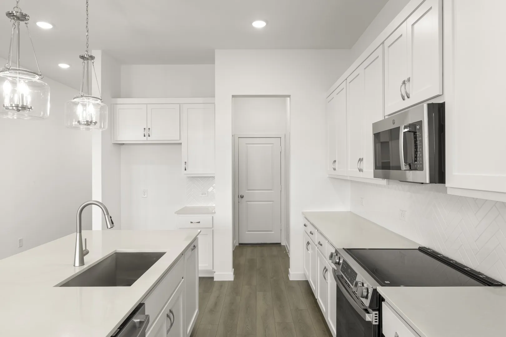 13. 1903 Boston - Kitchen (3)