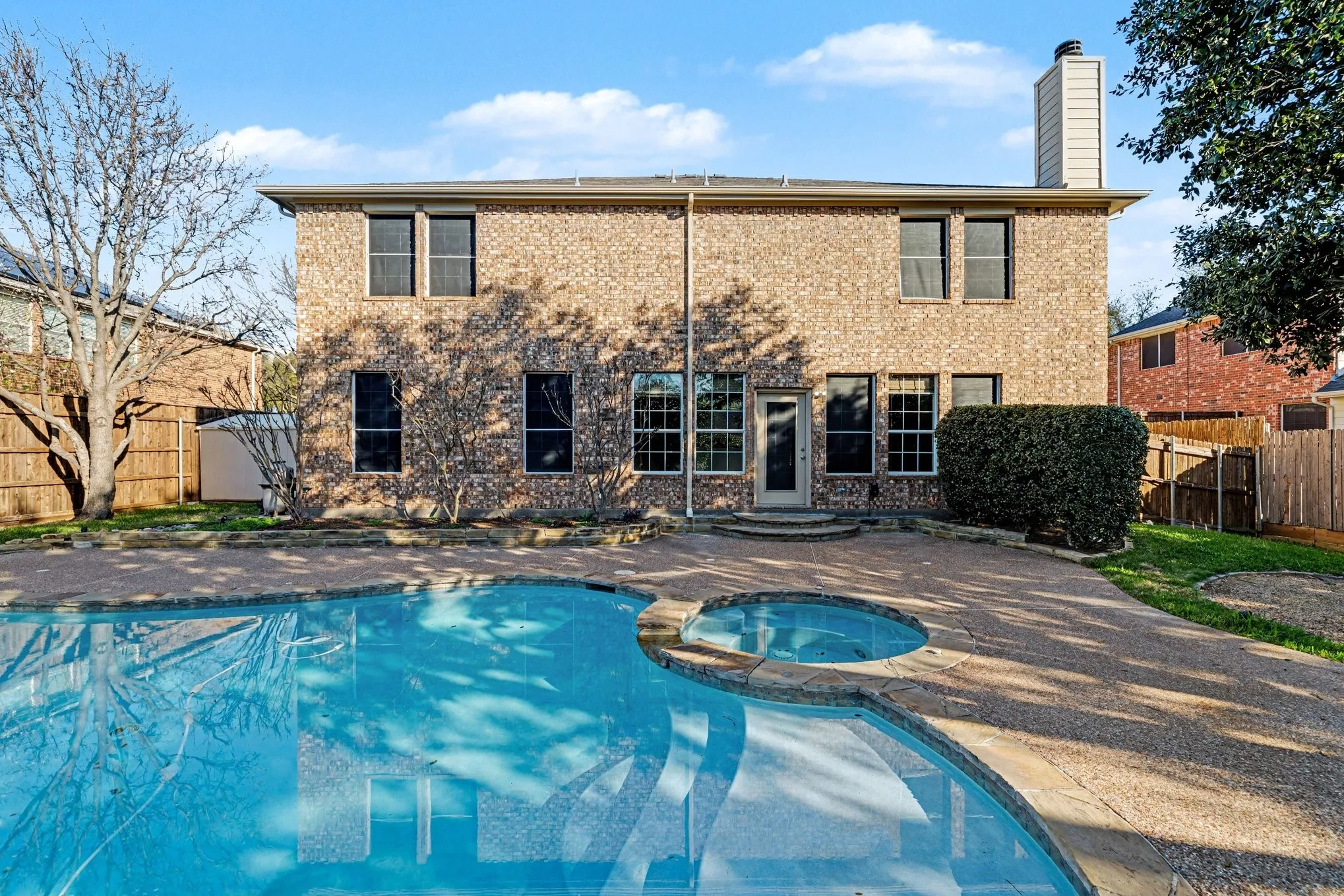 Single Family Residence For Sale in Denton County , 2109 Glen Manor Road, Corinth, Texas 76208, 5 Bedroom, 5 Bathroom, 3 Garage spaces, 4,261 Sqft, built in 2005, Preowned, mls#21208111, Real Estate Agent in Corinth, Homes For Sale in Denton county, Homes For Sale in Corinth, Realtor in Corinth Texas, Real Estate Brokerage Independent Realty Texas, Luminita Cordes Realtor