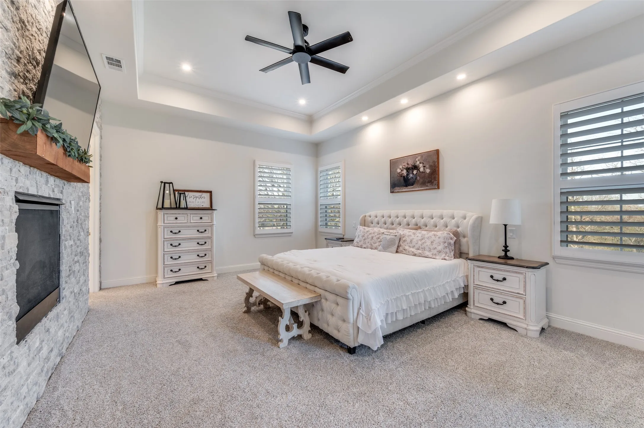 Farm For Sale in Denton County , 5165 Hartlee Field Road, Denton, Texas 76208, 4 Bedrooms, 5 Bathrooms, 4 Garage spaces, 5,621 Sqft, built in 2022, Price $16,500,000, mls#21208110, Real Estate Agent in Denton, Homes For Sale in Denton county, Homes For Sale in Denton, Realtor in Denton Texas, Real Estate Brokerage Independent Realty Texas, Luminita Cordes Realtor