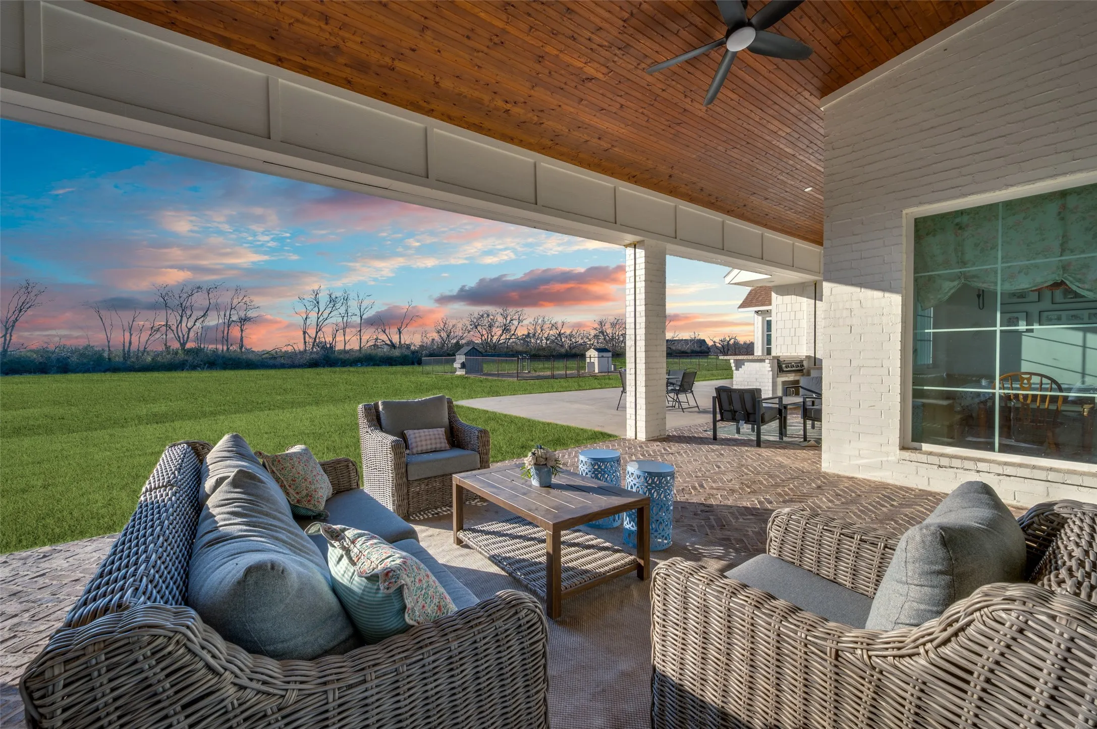 Farm For Sale in Denton County , 5165 Hartlee Field Road, Denton, Texas 76208, 4 Bedrooms, 5 Bathrooms, 4 Garage spaces, 5,621 Sqft, built in 2022, Price $16,500,000, mls#21208110, Real Estate Agent in Denton, Homes For Sale in Denton county, Homes For Sale in Denton, Realtor in Denton Texas, Real Estate Brokerage Independent Realty Texas, Luminita Cordes Realtor