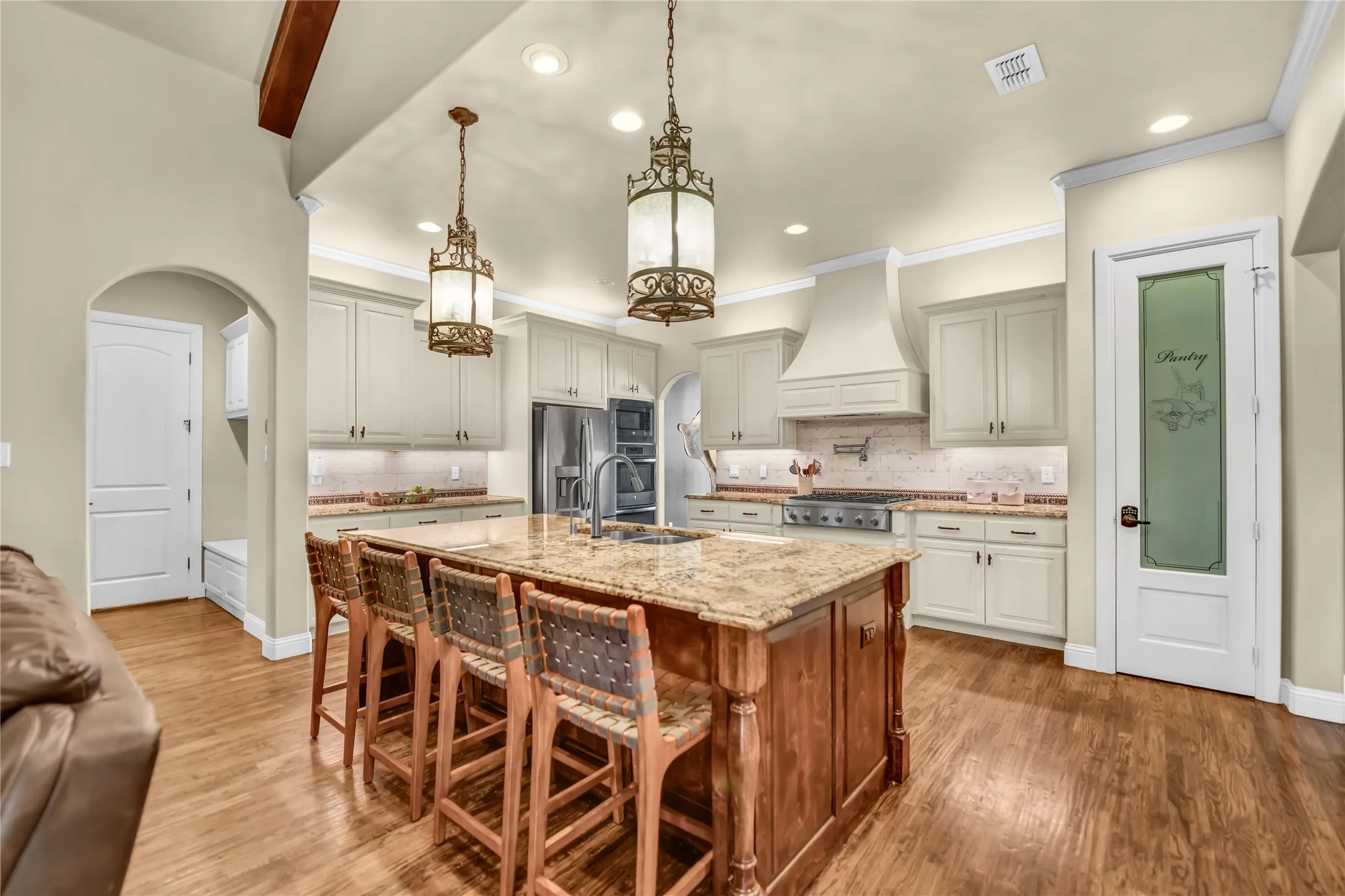 Single Family Residence For Sale in Parker County , 108 Buchanan Court, Aledo, Texas 76008, 4 Bedroom, 5 Bathroom, 3 Garage spaces, 4,686 Sqft, built in 2015, Price $1,459,000, mls#21207384, Real Estate Agent in Aledo, Homes For Sale in Parker county, Homes For Sale in Aledo, Realtor in Aledo Texas, Real Estate Brokerage Independent Realty Texas, Luminita Cordes Realtor
