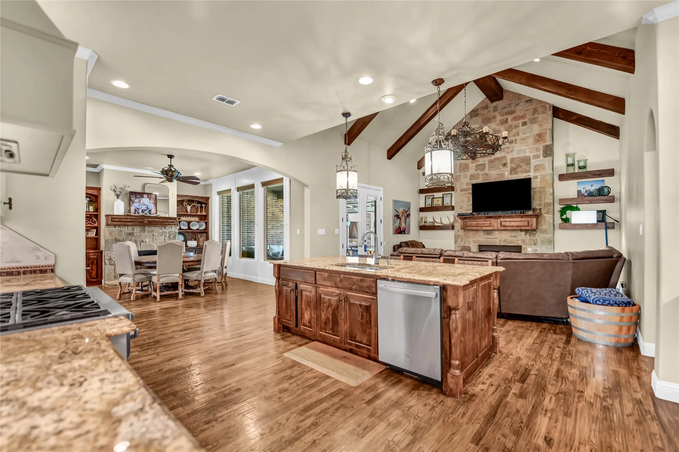 Single Family Residence For Sale in Parker County , 108 Buchanan Court, Aledo, Texas 76008, 4 Bedroom, 5 Bathroom, 3 Garage spaces, 4,686 Sqft, built in 2015, Price $1,459,000, mls#21207384, Real Estate Agent in Aledo, Homes For Sale in Parker county, Homes For Sale in Aledo, Realtor in Aledo Texas, Real Estate Brokerage Independent Realty Texas, Luminita Cordes Realtor