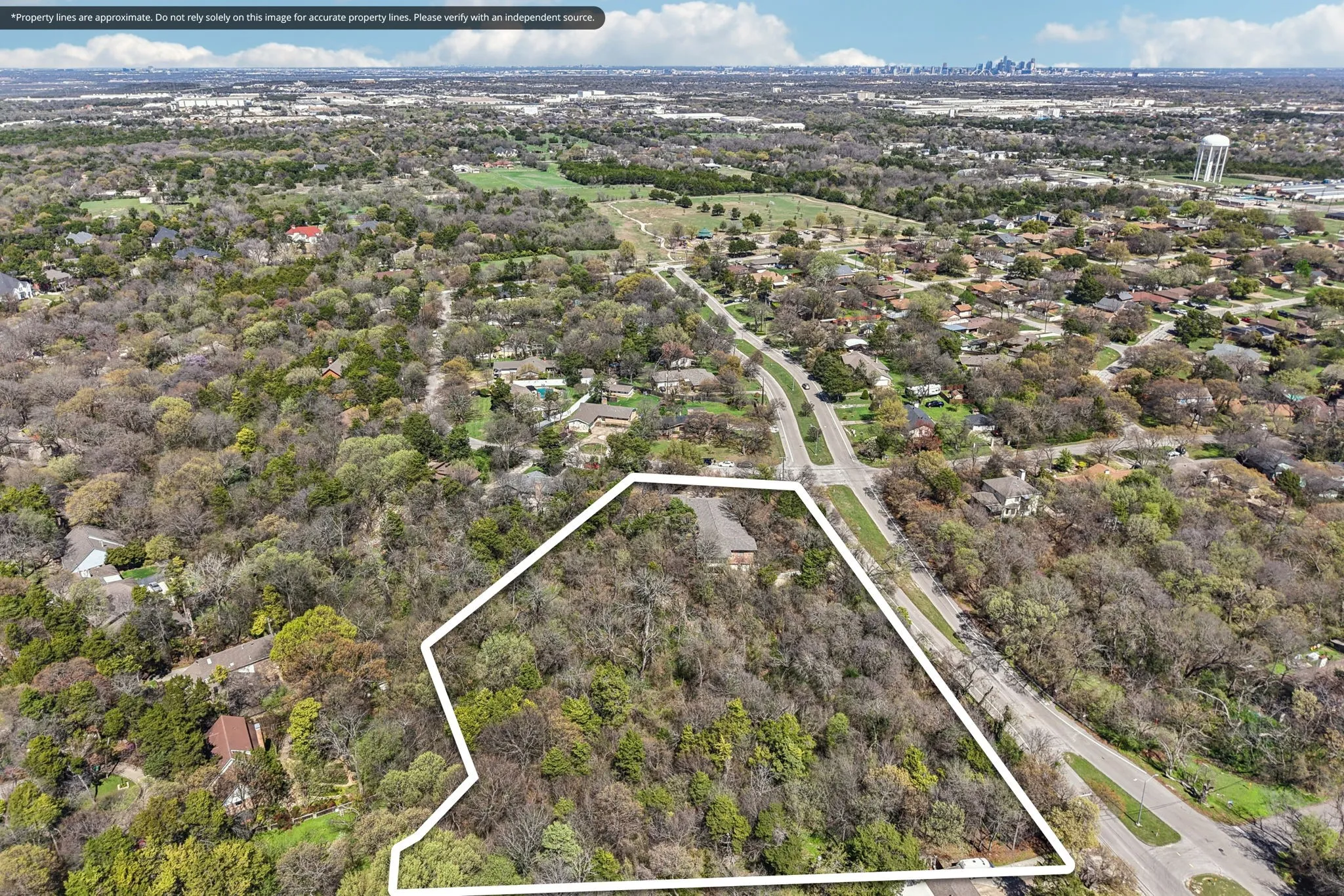 Single Family Residence For Sale in Dallas County , 1215 Hill City Drive, Duncanville, Texas 75116, 4 Bedroom, 3 Bathroom, 2 Garage spaces, 4,320 Sqft, built in 1971, mls#21208185, Real Estate Agent in Duncanville, Homes For Sale in Dallas county, Homes For Sale in Duncanville, Realtor in Duncanville Texas, Real Estate Brokerage Independent Realty Texas, Luminita Cordes Realtor