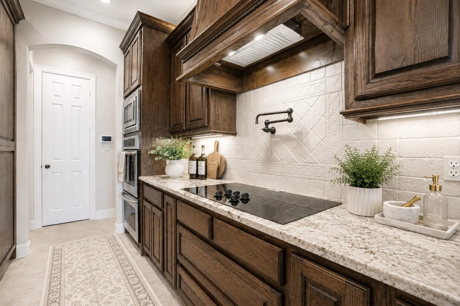 Single Family Residence For Sale in Rockwall County , 103 Fireside Court, Mclendon Chisholm, Texas 75032, 5 Bedroom, 4 Bathroom, 3 Garage spaces, 3,921 Sqft, built in 2005, mls#21198921, Real Estate Agent in Mclendon Chisholm, Homes For Sale in Rockwall county, Homes For Sale in Mclendon Chisholm, Realtor in Mclendon Chisholm Texas, Real Estate Brokerage Independent Realty Texas, Luminita Cordes Realtor