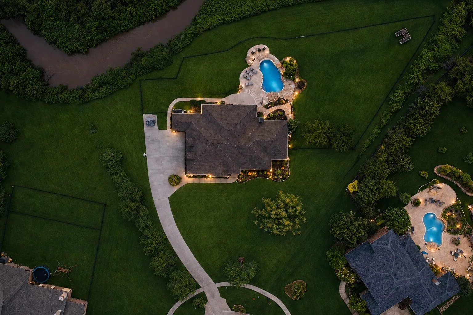 Single Family Residence For Sale in Rockwall County , 103 Fireside Court, Mclendon Chisholm, Texas 75032, 5 Bedroom, 4 Bathroom, 3 Garage spaces, 3,921 Sqft, built in 2005, mls#21198921, Real Estate Agent in Mclendon Chisholm, Homes For Sale in Rockwall county, Homes For Sale in Mclendon Chisholm, Realtor in Mclendon Chisholm Texas, Real Estate Brokerage Independent Realty Texas, Luminita Cordes Realtor