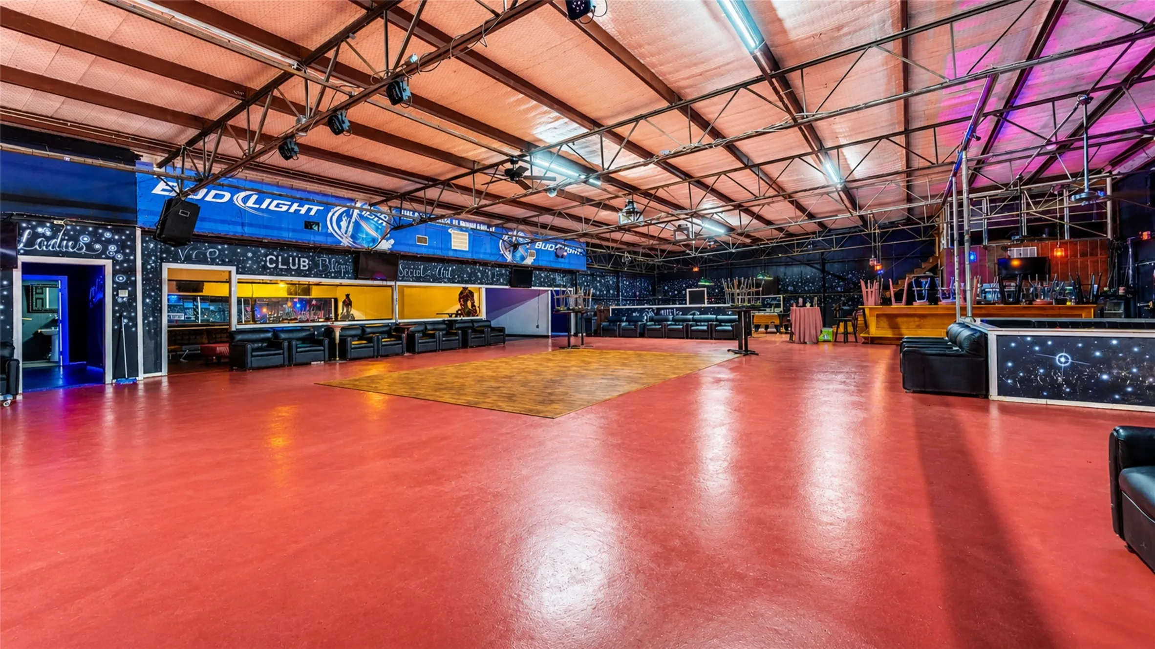 Retail For Sale in Cherokee County , 8841 US 175 Highway, Jacksonville, Texas 75766, 0, 0, Garage spaces, 8,000 Sqft, built in 2015, Preowned, Price $249,000, mls#21208054, Real Estate Agent in Jacksonville, Homes For Sale in Cherokee county, Homes For Sale in Jacksonville, Realtor in Jacksonville Texas, Real Estate Brokerage Independent Realty Texas, Luminita Cordes Realtor