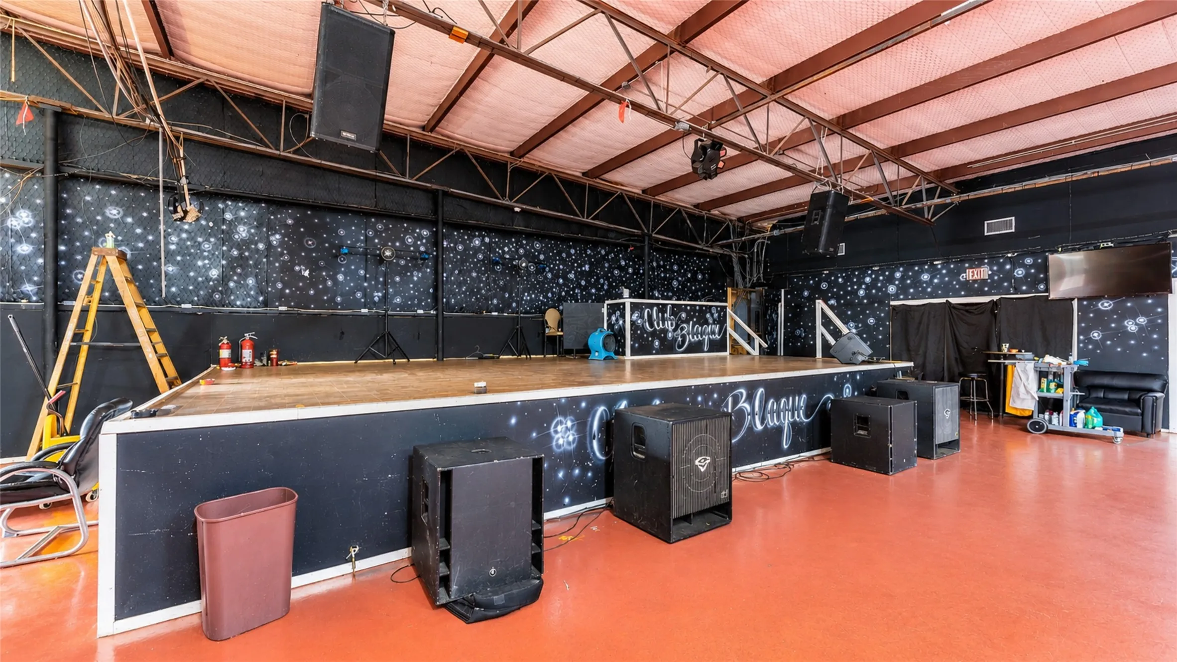 Retail For Sale in Cherokee County , 8841 US 175 Highway, Jacksonville, Texas 75766, 0, 0, Garage spaces, 8,000 Sqft, built in 2015, Preowned, Price $249,000, mls#21208054, Real Estate Agent in Jacksonville, Homes For Sale in Cherokee county, Homes For Sale in Jacksonville, Realtor in Jacksonville Texas, Real Estate Brokerage Independent Realty Texas, Luminita Cordes Realtor