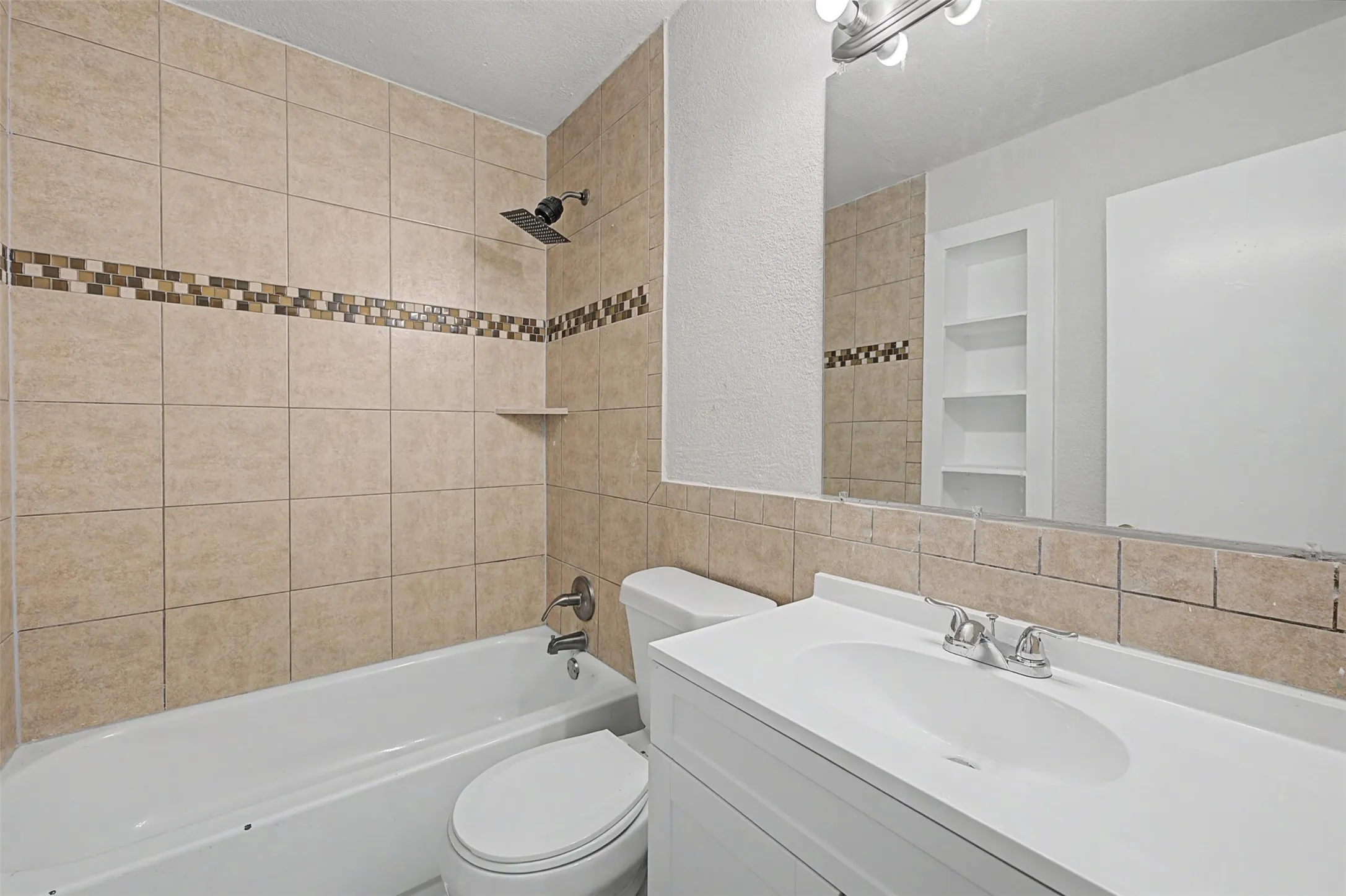 SFR 2nd bath