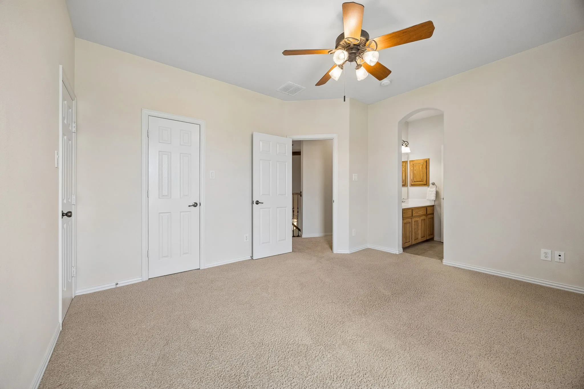Secondary Bedroom 3
of 4