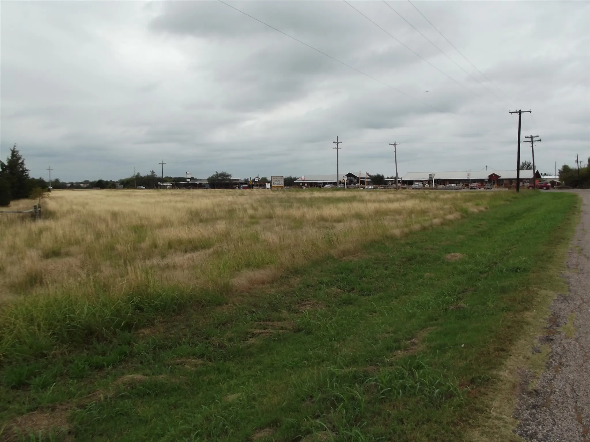 View looking south from Buck Creek Road towards Hwy 377.