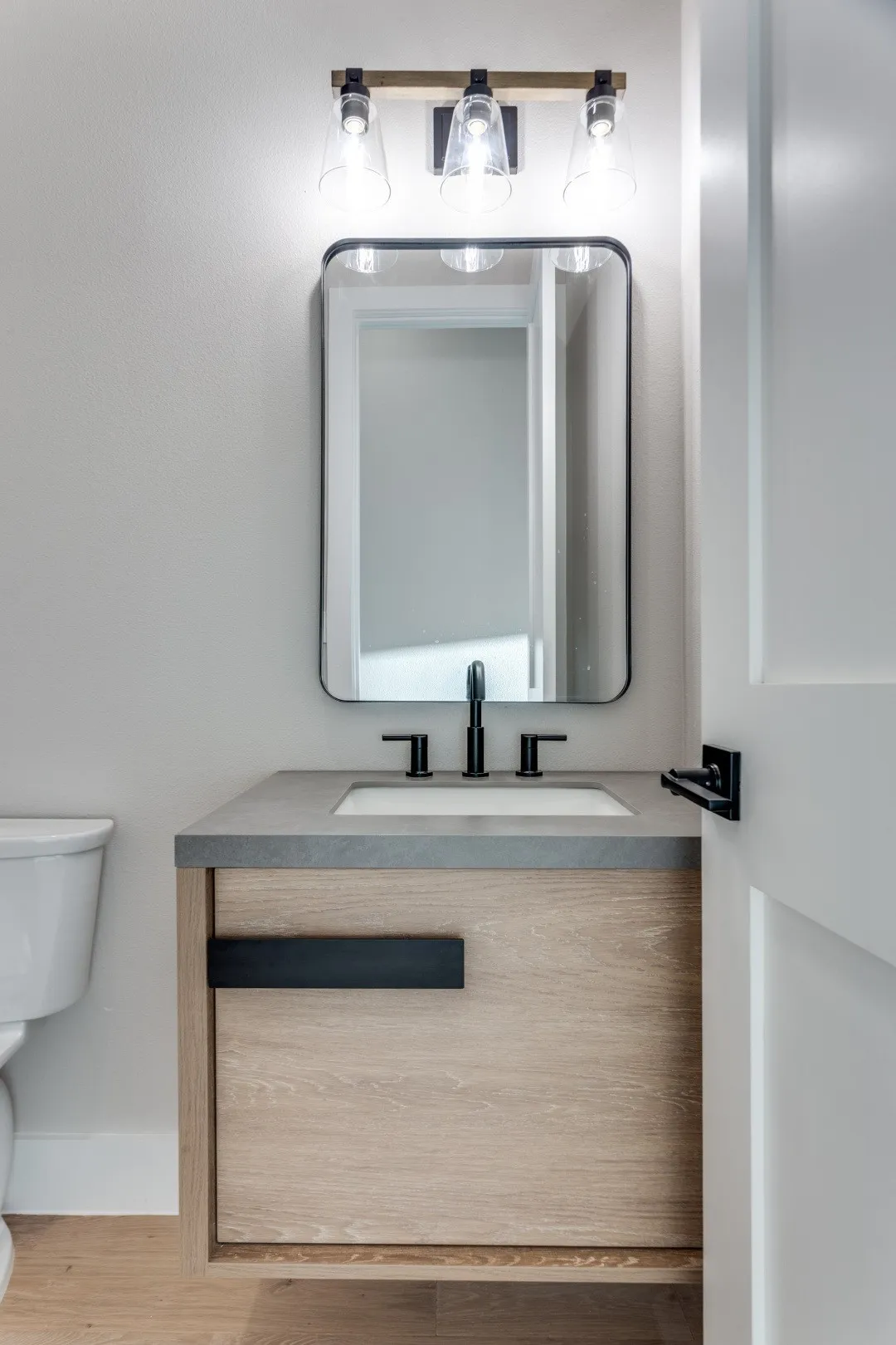 Half bathroom for guests