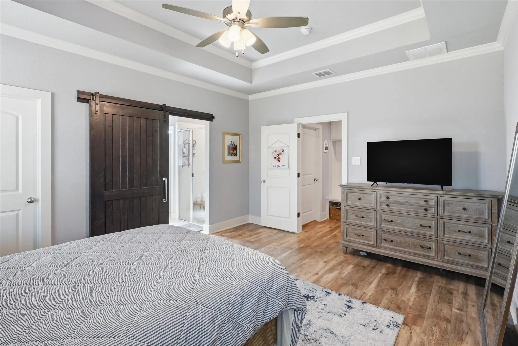 Single Family Residence For Sale in Hood County , 4004 Gallivant Drive, Granbury, Texas 76049, 3 Bedroom, 2 Bathroom, 2 Garage spaces, 1,610 Sqft, built in 2021, Preowned, mls#21191526, Real Estate Agent in Granbury, Homes For Sale in Hood county, Homes For Sale in Granbury, Realtor in Granbury Texas, Real Estate Brokerage Independent Realty Texas, Luminita Cordes Realtor