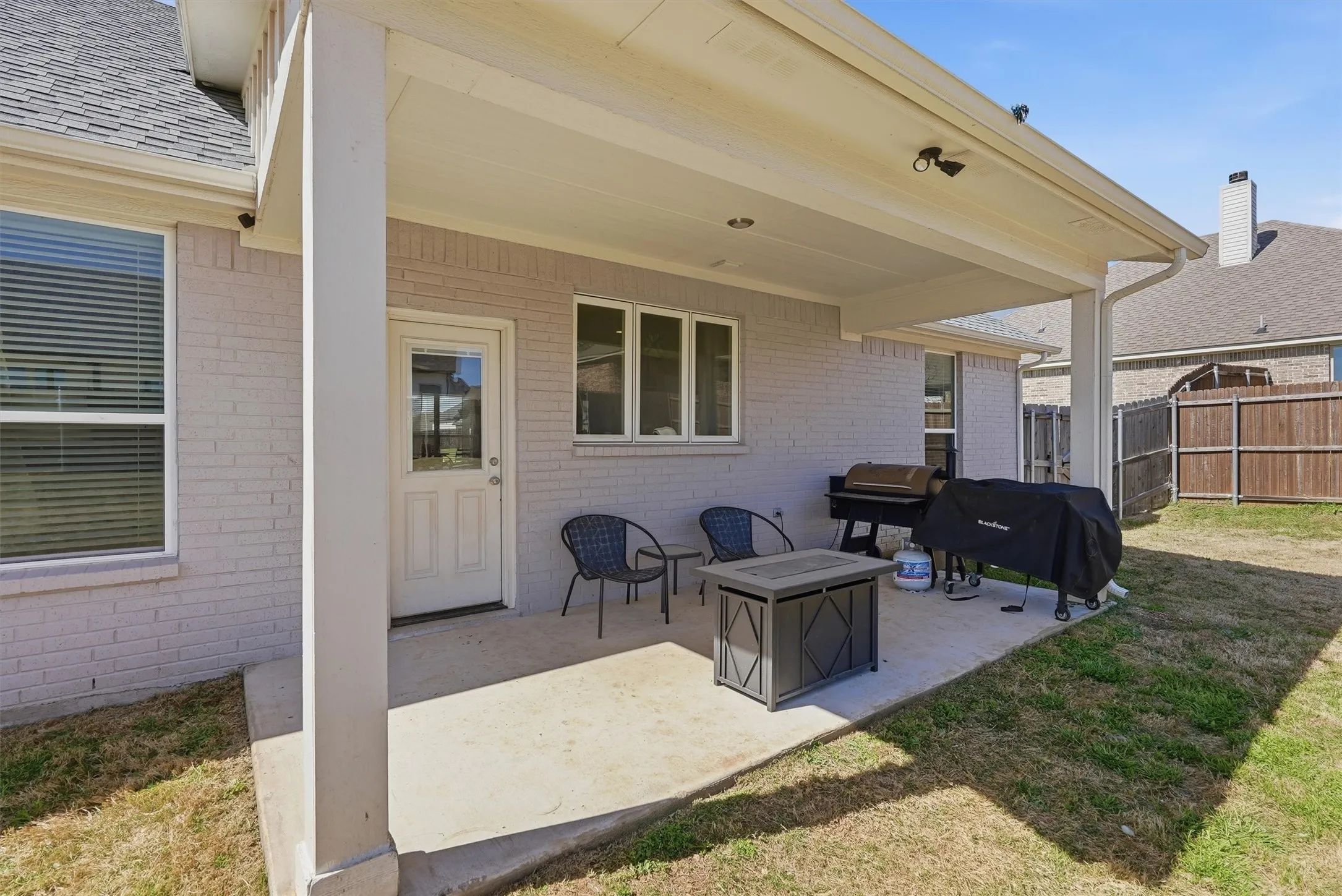 Single Family Residence For Sale in Hood County , 4004 Gallivant Drive, Granbury, Texas 76049, 3 Bedroom, 2 Bathroom, 2 Garage spaces, 1,610 Sqft, built in 2021, Preowned, mls#21191526, Real Estate Agent in Granbury, Homes For Sale in Hood county, Homes For Sale in Granbury, Realtor in Granbury Texas, Real Estate Brokerage Independent Realty Texas, Luminita Cordes Realtor