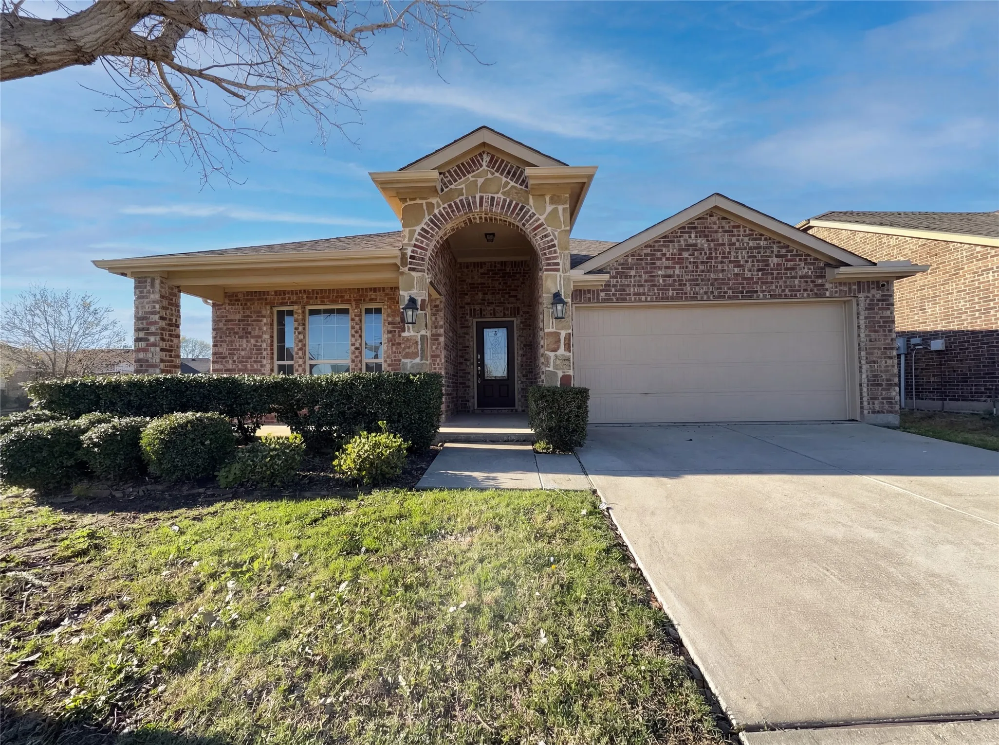 Single Family Residence For Sale in Denton County , 5591 Coventry Drive, Prosper, Texas 75078, 4 Bedroom, 2 Bathroom, 2 Garage spaces, 1,840 Sqft, built in 2014, Preowned, mls#21208393, Real Estate Agent in Prosper, Homes For Sale in Denton county, Homes For Sale in Prosper, Realtor in Prosper Texas, Real Estate Brokerage Independent Realty Texas, Luminita Cordes Realtor