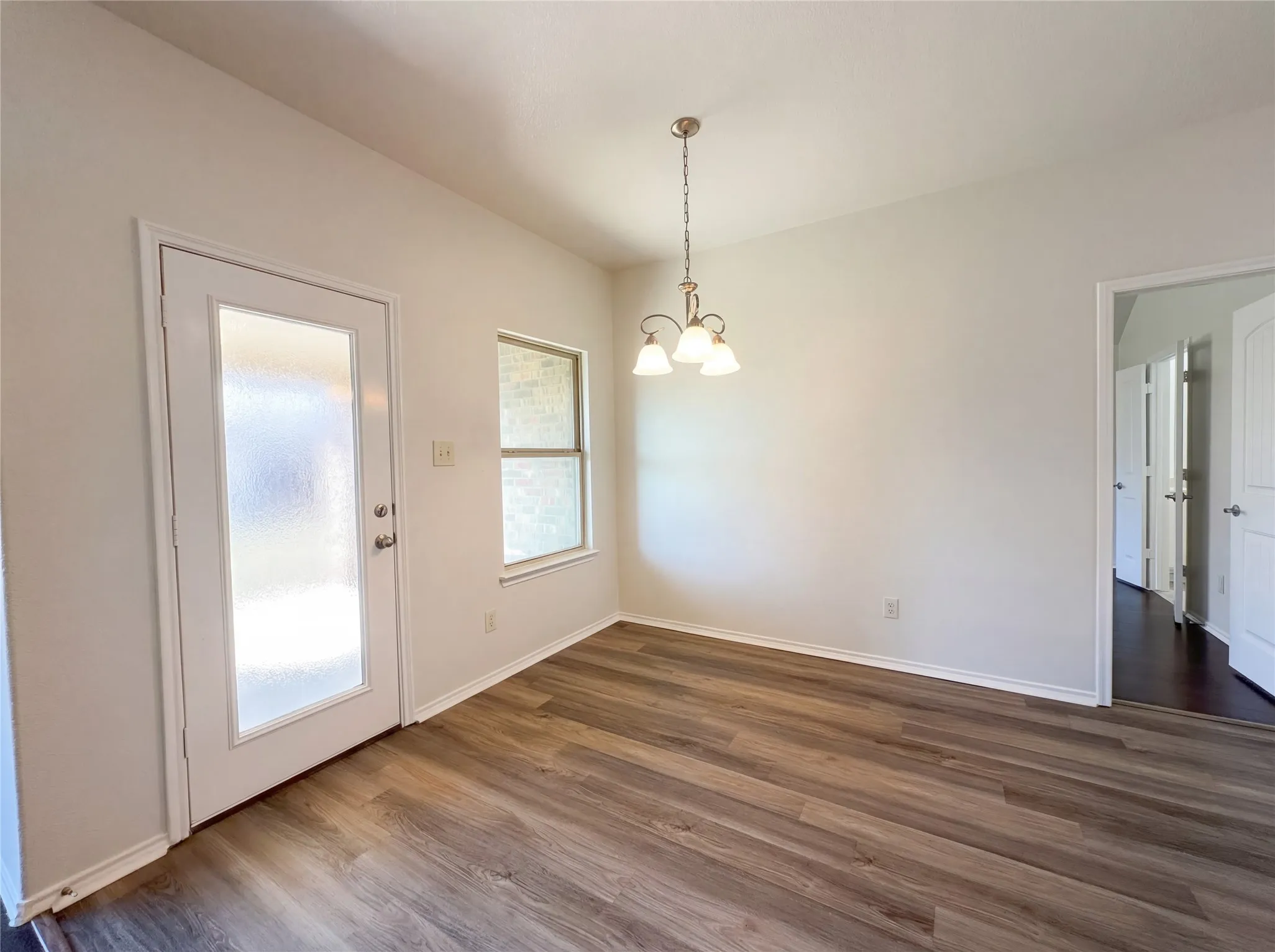 Single Family Residence For Sale in Denton County , 5591 Coventry Drive, Prosper, Texas 75078, 4 Bedroom, 2 Bathroom, 2 Garage spaces, 1,840 Sqft, built in 2014, Preowned, mls#21208393, Real Estate Agent in Prosper, Homes For Sale in Denton county, Homes For Sale in Prosper, Realtor in Prosper Texas, Real Estate Brokerage Independent Realty Texas, Luminita Cordes Realtor