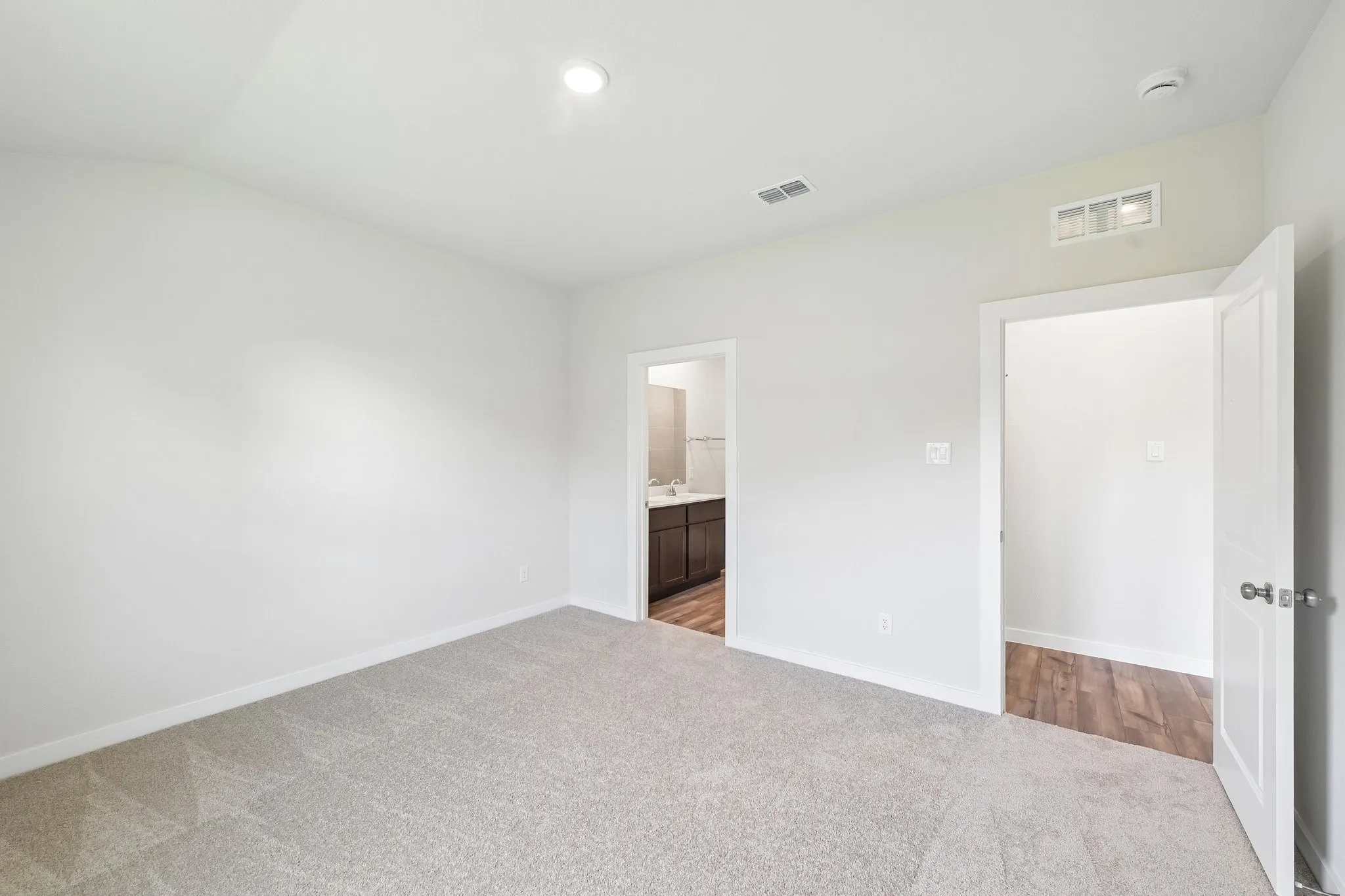 Single Family Residence For Sale in Johnson County , 117 Annabelle Street, Cleburne, Texas 76031, 3 Bedroom, 2 Bathroom, 2 Garage spaces, 1,290 Sqft, built in 2026, New Construction - Incomplete, mls#21208469, Real Estate Agent in Cleburne, Homes For Sale in Johnson county, Homes For Sale in Cleburne, Realtor in Cleburne Texas, Real Estate Brokerage Independent Realty Texas, Luminita Cordes Realtor