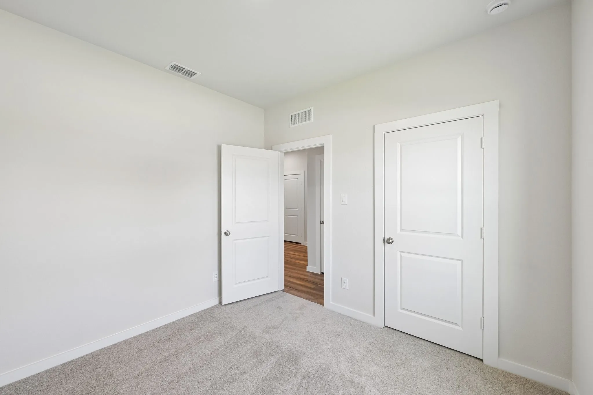 Single Family Residence For Sale in Johnson County , 117 Annabelle Street, Cleburne, Texas 76031, 3 Bedroom, 2 Bathroom, 2 Garage spaces, 1,290 Sqft, built in 2026, New Construction - Incomplete, mls#21208469, Real Estate Agent in Cleburne, Homes For Sale in Johnson county, Homes For Sale in Cleburne, Realtor in Cleburne Texas, Real Estate Brokerage Independent Realty Texas, Luminita Cordes Realtor