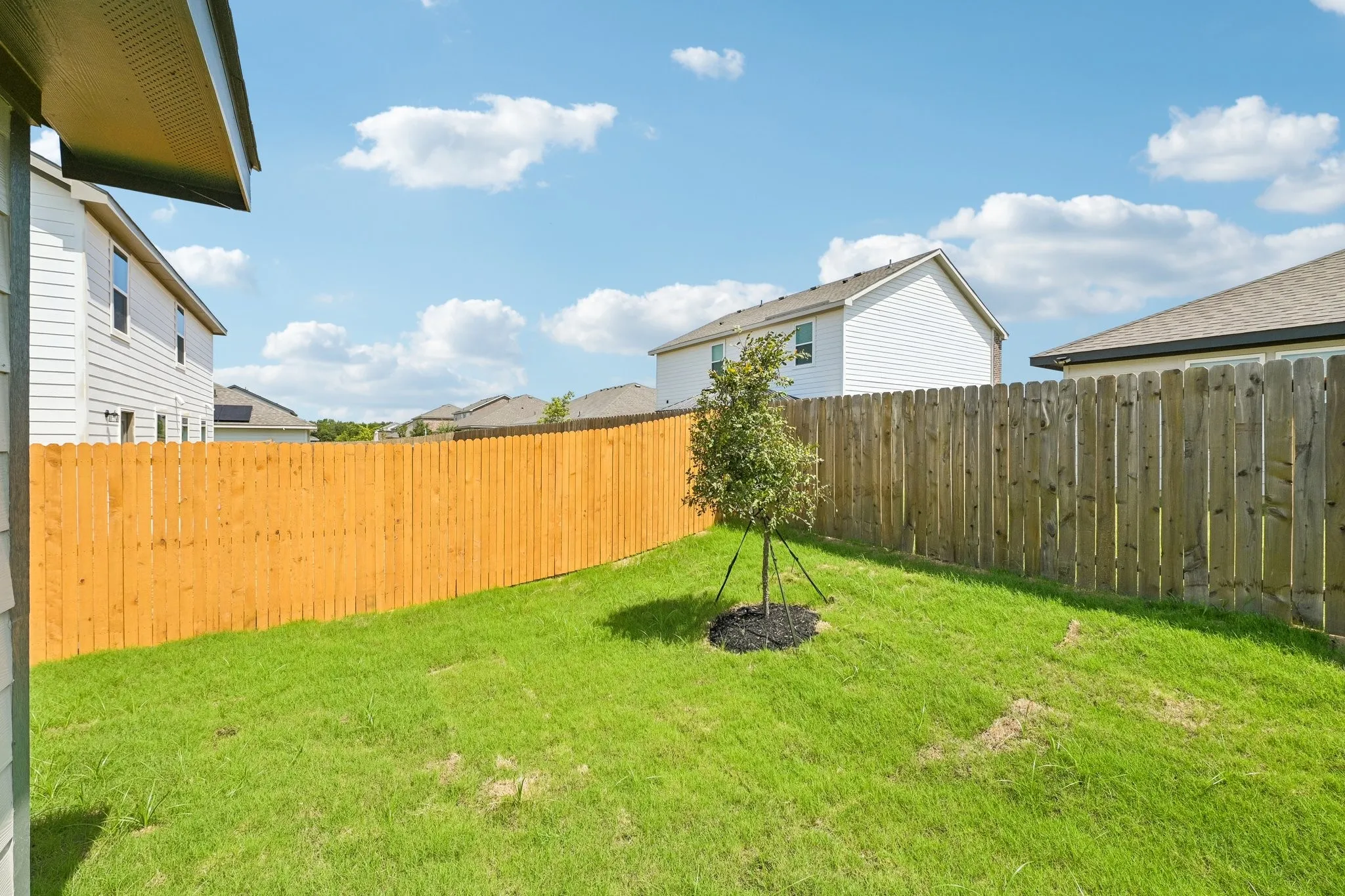 Single Family Residence For Sale in Johnson County , 117 Annabelle Street, Cleburne, Texas 76031, 3 Bedroom, 2 Bathroom, 2 Garage spaces, 1,290 Sqft, built in 2026, New Construction - Incomplete, mls#21208469, Real Estate Agent in Cleburne, Homes For Sale in Johnson county, Homes For Sale in Cleburne, Realtor in Cleburne Texas, Real Estate Brokerage Independent Realty Texas, Luminita Cordes Realtor