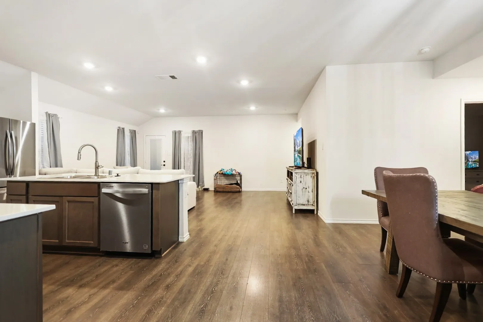 Single Family Residence For Sale in Collin County , 606 Chuck Wagon Drive, Josephine, Texas 75189, 4 Bedroom, 3 Bathroom, 2 Garage spaces, 2,080 Sqft, built in 2021, Price $299,000, mls#21208487, Real Estate Agent in Josephine, Homes For Sale in Collin county, Homes For Sale in Josephine, Realtor in Josephine Texas, Real Estate Brokerage Independent Realty Texas, Luminita Cordes Realtor