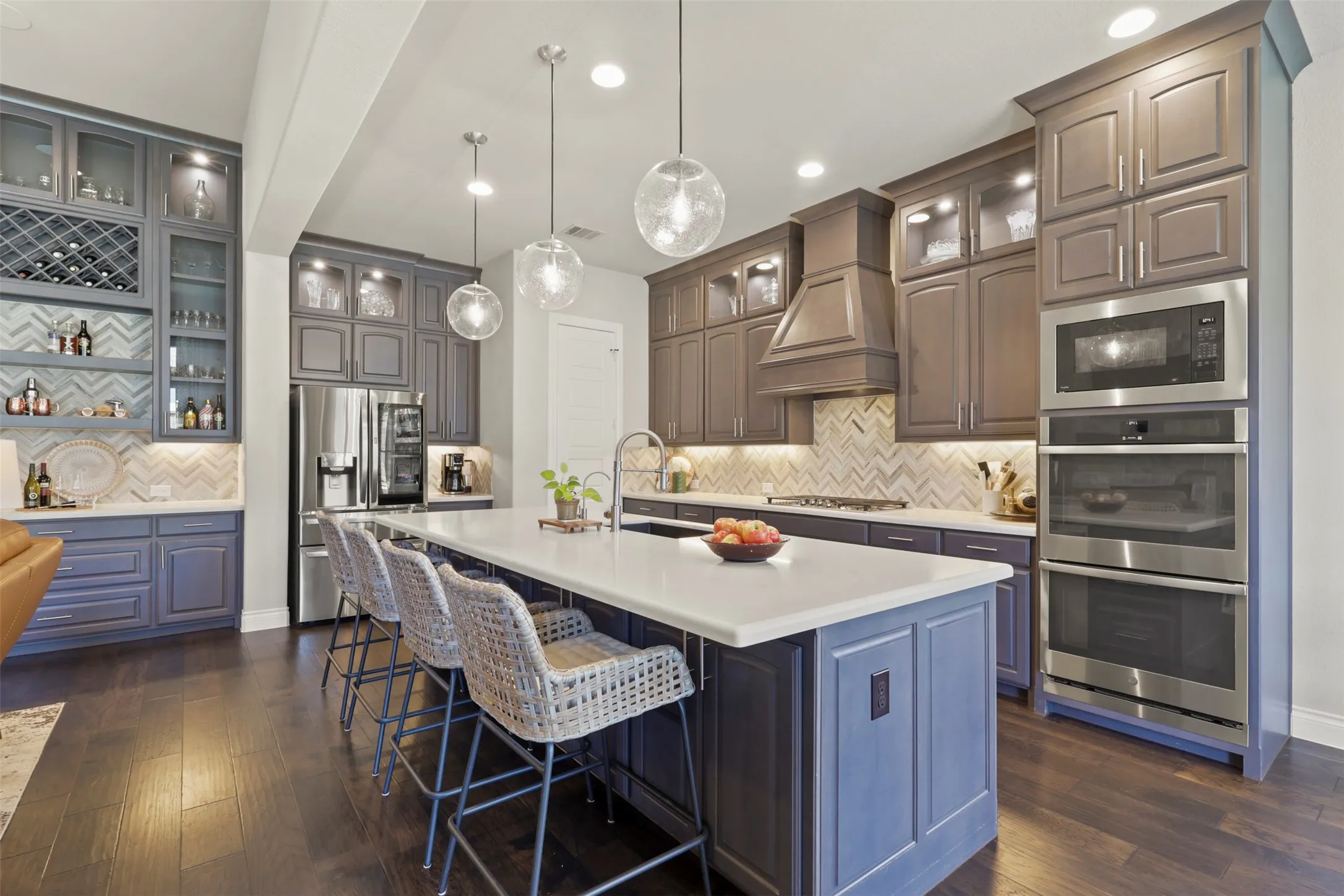 Single Family Residence For Sale in Denton County , 4028 Palomino Road, Aubrey, Texas 76227, 4 Bedroom, 3 Bathroom, 3 Garage spaces, 3,223 Sqft, built in 2020, mls#21207161, Real Estate Agent in Aubrey, Homes For Sale in Denton county, Homes For Sale in Aubrey, Realtor in Aubrey Texas, Real Estate Brokerage Independent Realty Texas, Luminita Cordes Realtor