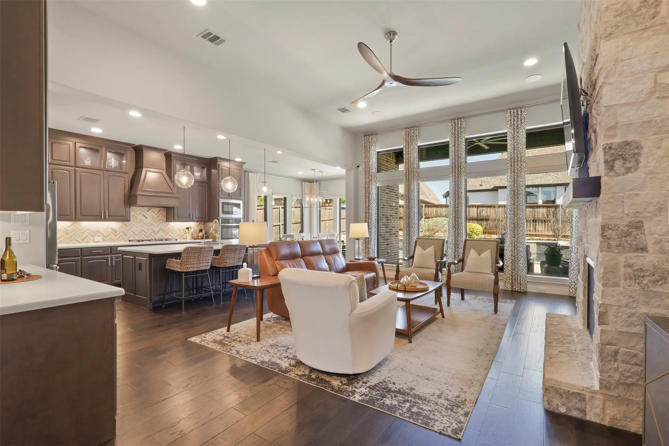 Single Family Residence For Sale in Denton County , 4028 Palomino Road, Aubrey, Texas 76227, 4 Bedroom, 3 Bathroom, 3 Garage spaces, 3,223 Sqft, built in 2020, mls#21207161, Real Estate Agent in Aubrey, Homes For Sale in Denton county, Homes For Sale in Aubrey, Realtor in Aubrey Texas, Real Estate Brokerage Independent Realty Texas, Luminita Cordes Realtor