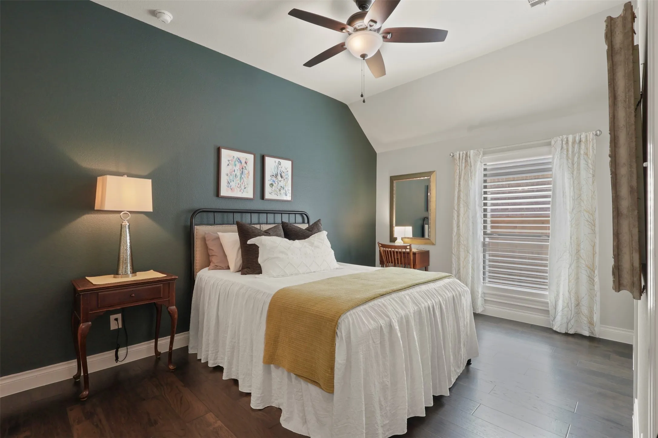 Single Family Residence For Sale in Denton County , 4028 Palomino Road, Aubrey, Texas 76227, 4 Bedroom, 3 Bathroom, 3 Garage spaces, 3,223 Sqft, built in 2020, mls#21207161, Real Estate Agent in Aubrey, Homes For Sale in Denton county, Homes For Sale in Aubrey, Realtor in Aubrey Texas, Real Estate Brokerage Independent Realty Texas, Luminita Cordes Realtor