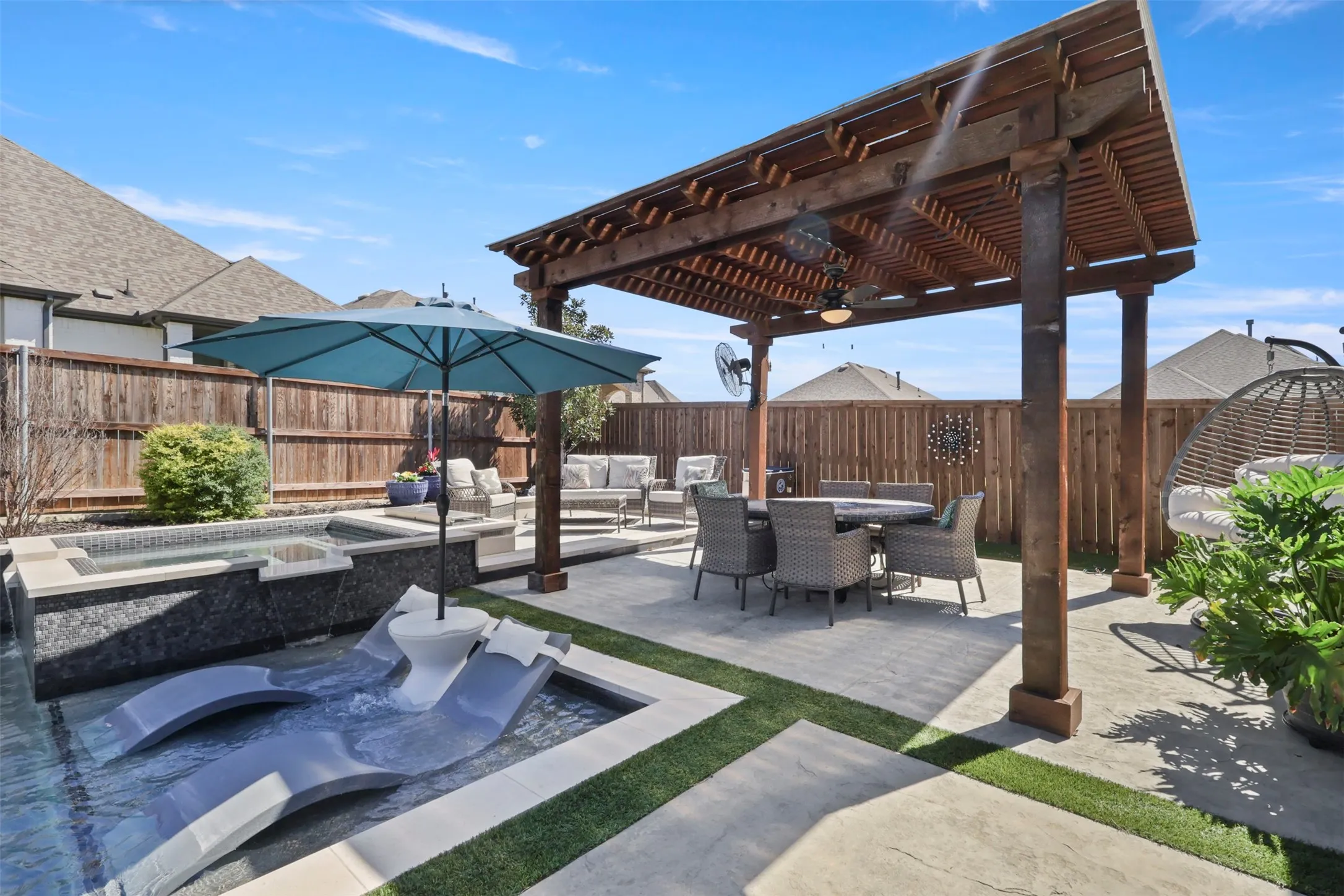 Single Family Residence For Sale in Denton County , 4028 Palomino Road, Aubrey, Texas 76227, 4 Bedroom, 3 Bathroom, 3 Garage spaces, 3,223 Sqft, built in 2020, mls#21207161, Real Estate Agent in Aubrey, Homes For Sale in Denton county, Homes For Sale in Aubrey, Realtor in Aubrey Texas, Real Estate Brokerage Independent Realty Texas, Luminita Cordes Realtor