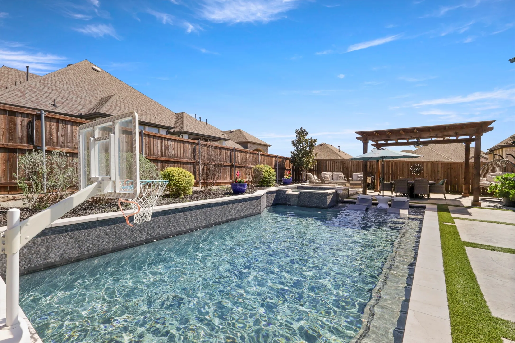 Single Family Residence For Sale in Denton County , 4028 Palomino Road, Aubrey, Texas 76227, 4 Bedroom, 3 Bathroom, 3 Garage spaces, 3,223 Sqft, built in 2020, mls#21207161, Real Estate Agent in Aubrey, Homes For Sale in Denton county, Homes For Sale in Aubrey, Realtor in Aubrey Texas, Real Estate Brokerage Independent Realty Texas, Luminita Cordes Realtor