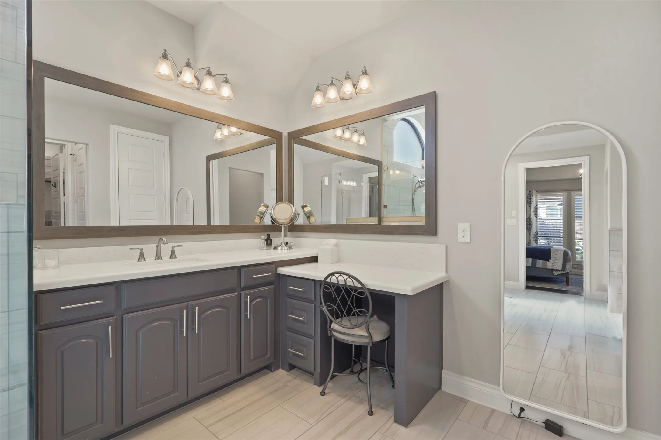 Single Family Residence For Sale in Denton County , 4028 Palomino Road, Aubrey, Texas 76227, 4 Bedroom, 3 Bathroom, 3 Garage spaces, 3,223 Sqft, built in 2020, mls#21207161, Real Estate Agent in Aubrey, Homes For Sale in Denton county, Homes For Sale in Aubrey, Realtor in Aubrey Texas, Real Estate Brokerage Independent Realty Texas, Luminita Cordes Realtor