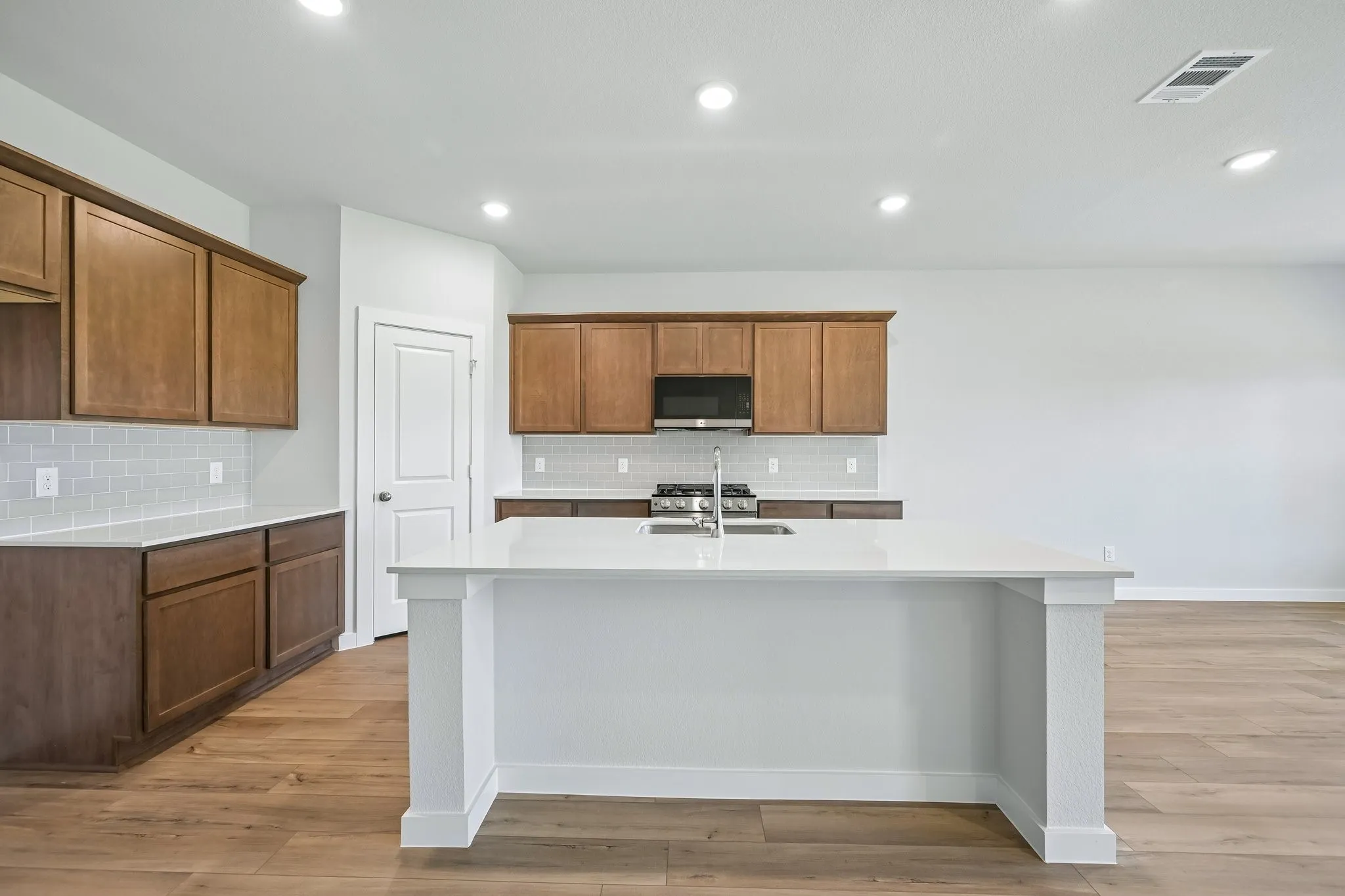 Single Family Residence For Sale in Grayson County , 2204 Trailside Drive, Sherman, Texas 75092, 4 Bedroom, 2 Bathroom, 2 Garage spaces, 1,859 Sqft, built in 2026, New Construction - Incomplete, mls#21208514, Real Estate Agent in Sherman, Homes For Sale in Grayson county, Homes For Sale in Sherman, Realtor in Sherman Texas, Real Estate Brokerage Independent Realty Texas, Luminita Cordes Realtor