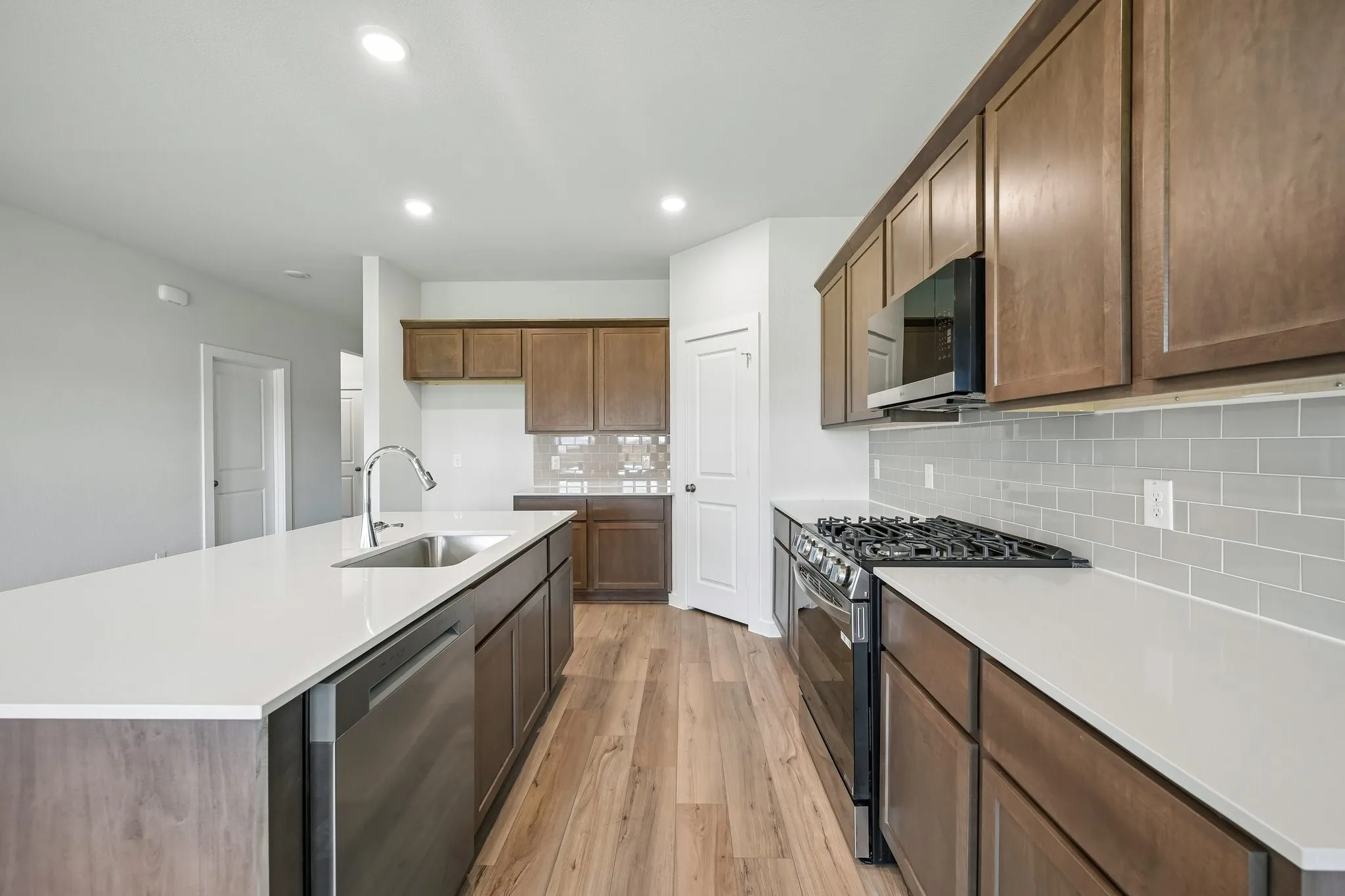 Single Family Residence For Sale in Grayson County , 2204 Trailside Drive, Sherman, Texas 75092, 4 Bedroom, 2 Bathroom, 2 Garage spaces, 1,859 Sqft, built in 2026, New Construction - Incomplete, mls#21208514, Real Estate Agent in Sherman, Homes For Sale in Grayson county, Homes For Sale in Sherman, Realtor in Sherman Texas, Real Estate Brokerage Independent Realty Texas, Luminita Cordes Realtor