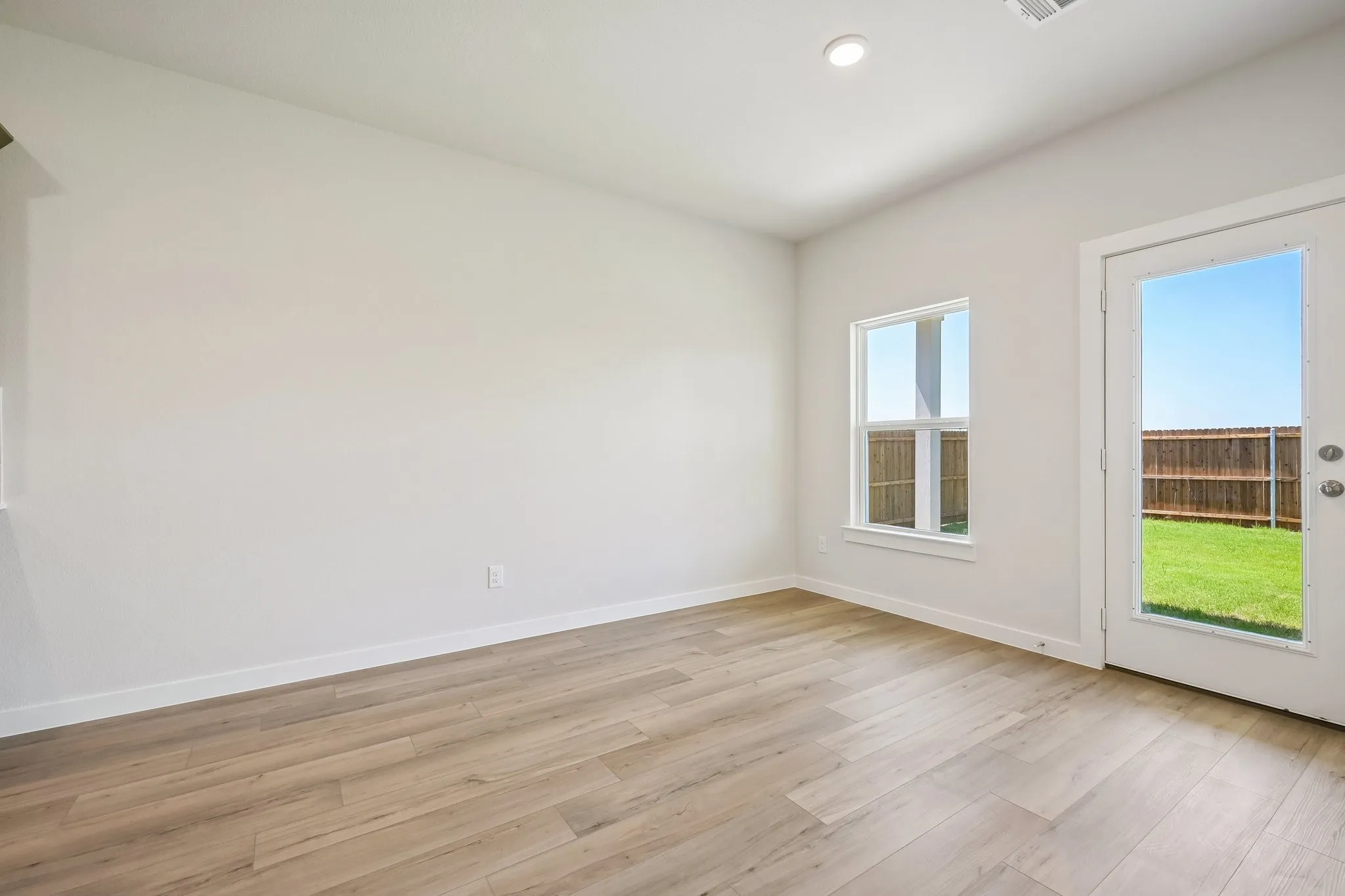 Single Family Residence For Sale in Grayson County , 2204 Trailside Drive, Sherman, Texas 75092, 4 Bedroom, 2 Bathroom, 2 Garage spaces, 1,859 Sqft, built in 2026, New Construction - Incomplete, mls#21208514, Real Estate Agent in Sherman, Homes For Sale in Grayson county, Homes For Sale in Sherman, Realtor in Sherman Texas, Real Estate Brokerage Independent Realty Texas, Luminita Cordes Realtor