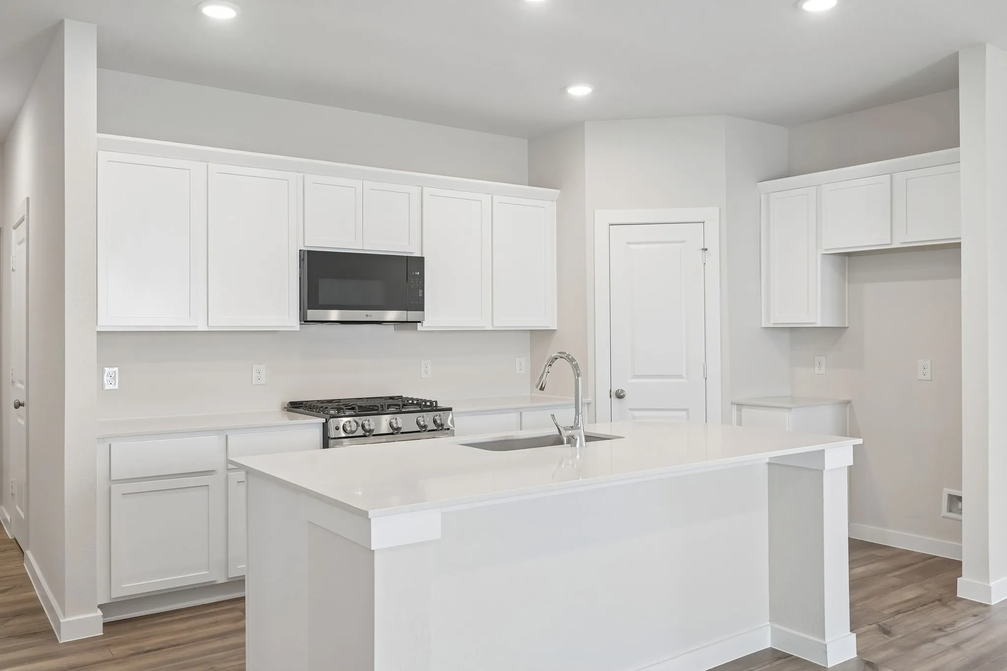 Single Family Residence For Sale in Grayson County , 2208 Trailside Drive, Sherman, Texas 75092, 3 Bedroom, 3 Bathroom, 2 Garage spaces, 2,172 Sqft, built in 2026, New Construction - Incomplete, mls#21208515, Real Estate Agent in Sherman, Homes For Sale in Grayson county, Homes For Sale in Sherman, Realtor in Sherman Texas, Real Estate Brokerage Independent Realty Texas, Luminita Cordes Realtor