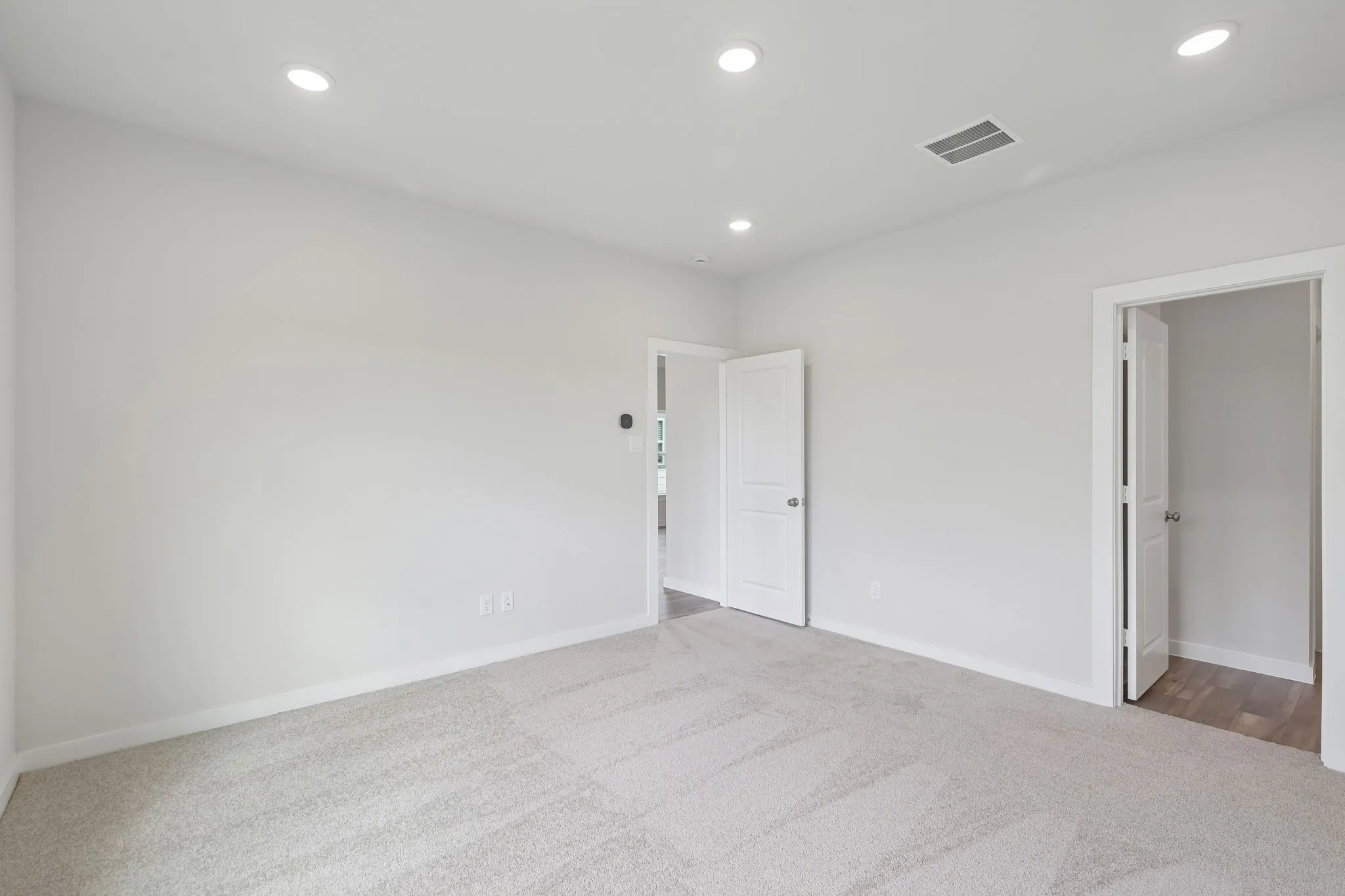 Single Family Residence For Sale in Grayson County , 2208 Trailside Drive, Sherman, Texas 75092, 3 Bedroom, 3 Bathroom, 2 Garage spaces, 2,172 Sqft, built in 2026, New Construction - Incomplete, mls#21208515, Real Estate Agent in Sherman, Homes For Sale in Grayson county, Homes For Sale in Sherman, Realtor in Sherman Texas, Real Estate Brokerage Independent Realty Texas, Luminita Cordes Realtor