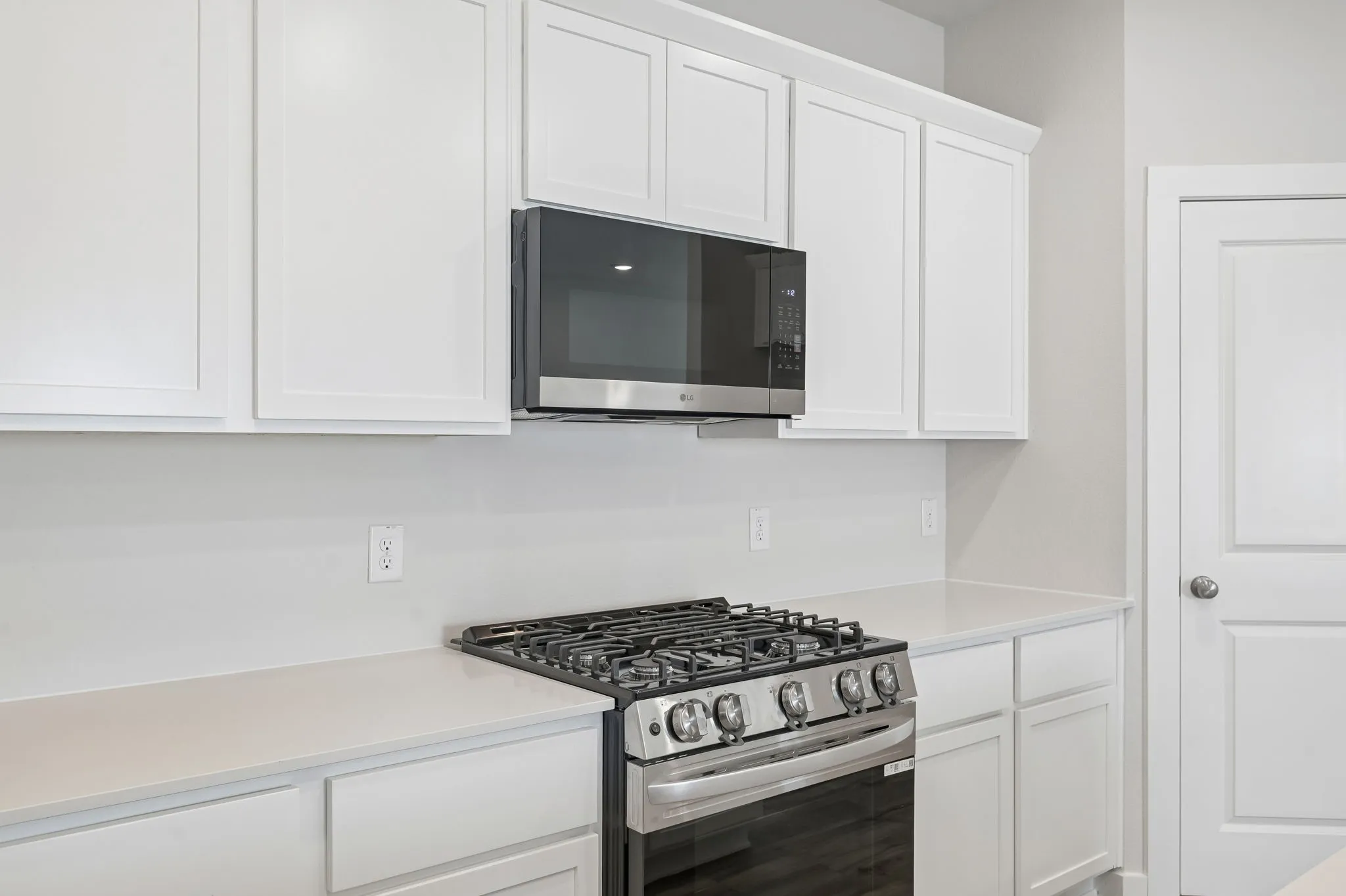 Single Family Residence For Sale in Grayson County , 2208 Trailside Drive, Sherman, Texas 75092, 3 Bedroom, 3 Bathroom, 2 Garage spaces, 2,172 Sqft, built in 2026, New Construction - Incomplete, mls#21208515, Real Estate Agent in Sherman, Homes For Sale in Grayson county, Homes For Sale in Sherman, Realtor in Sherman Texas, Real Estate Brokerage Independent Realty Texas, Luminita Cordes Realtor