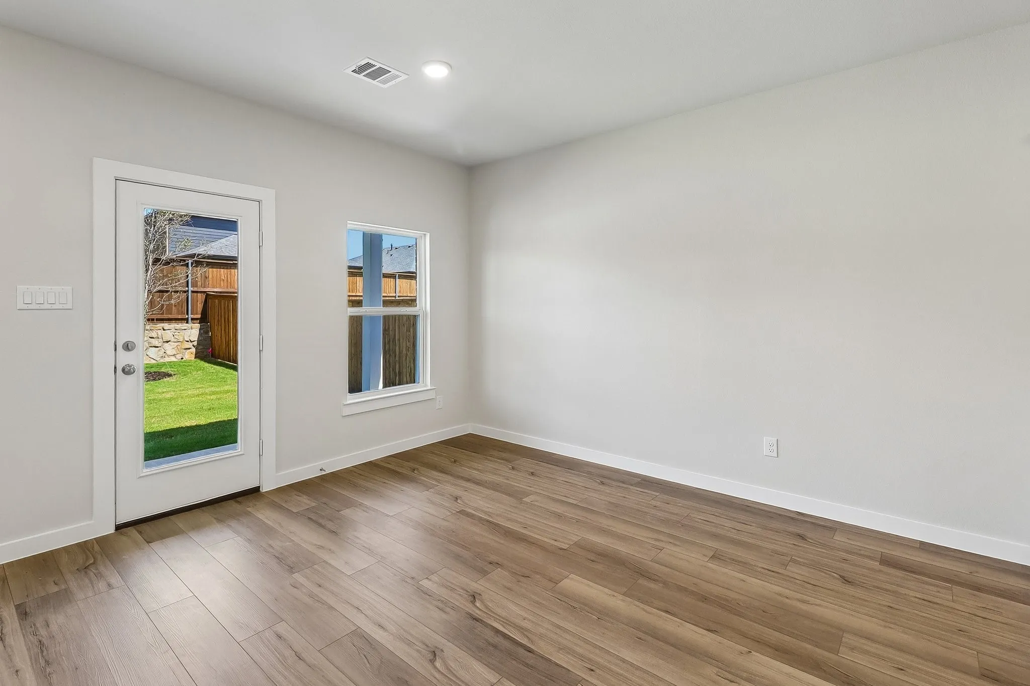 Single Family Residence For Sale in Kaufman County , 727 Carson Drive, Forney, Texas 75126, 4 Bedroom, 2 Bathroom, 2 Garage spaces, 1,859 Sqft, built in 2026, New Construction - Incomplete, mls#21208517, Real Estate Agent in Forney, Homes For Sale in Kaufman county, Homes For Sale in Forney, Realtor in Forney Texas, Real Estate Brokerage Independent Realty Texas, Luminita Cordes Realtor