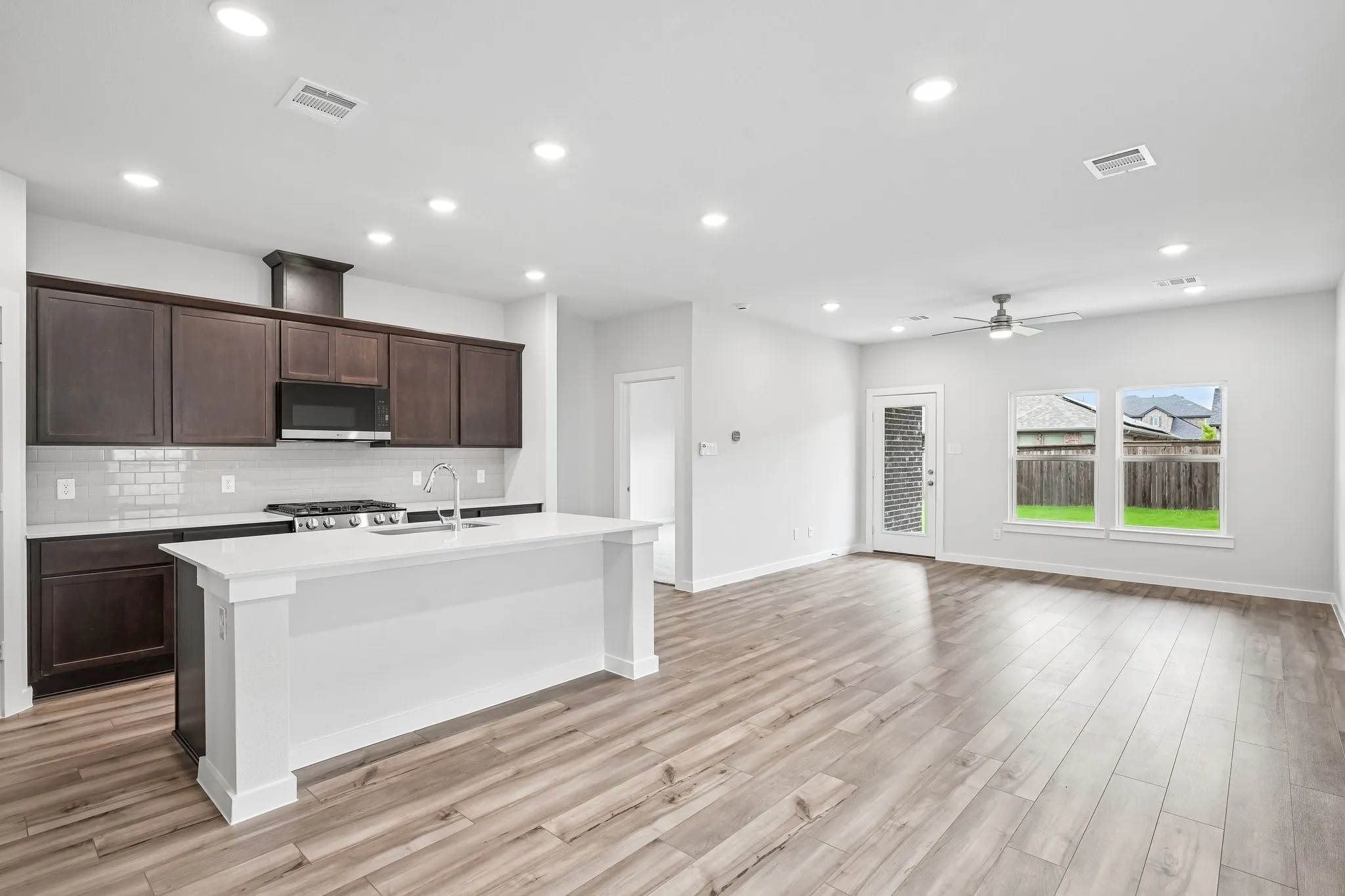 Single Family Residence For Sale in Kaufman County , 738 Carson Drive, Forney, Texas 75126, 4 Bedroom, 3 Bathroom, 2 Garage spaces, 2,003 Sqft, built in 2026, New Construction - Incomplete, mls#21208518, Real Estate Agent in Forney, Homes For Sale in Kaufman county, Homes For Sale in Forney, Realtor in Forney Texas, Real Estate Brokerage Independent Realty Texas, Luminita Cordes Realtor