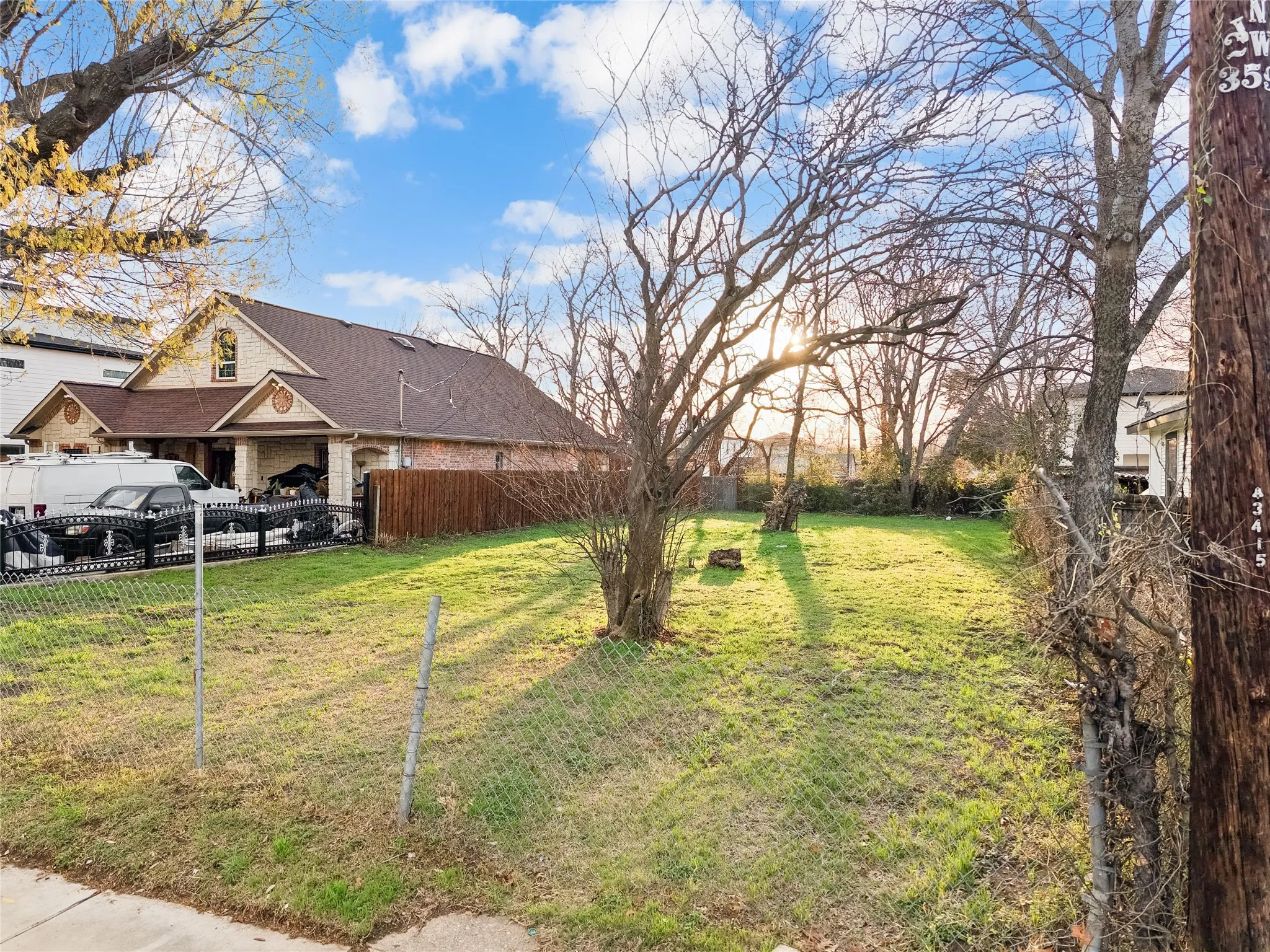 Improved Land For Sale in Dallas County , 3415 Crossman Avenue, Dallas, Texas 75212, 0, 0, Garage spaces, 0 Sqft, built in 0, mls#21208530, Real Estate Agent in Dallas, Homes For Sale in Dallas county, Homes For Sale in Dallas, Realtor in Dallas Texas, Real Estate Brokerage Independent Realty Texas, Luminita Cordes Realtor