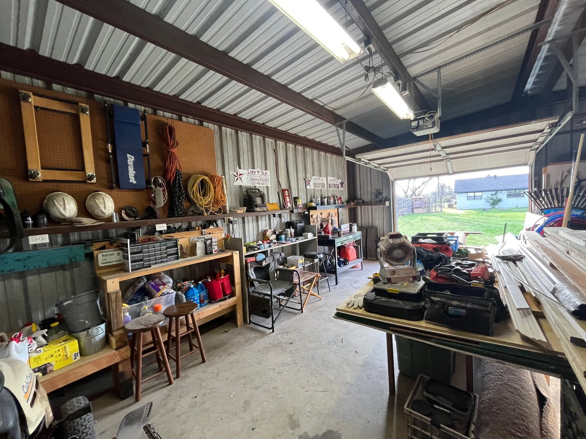 Single Family Residence For Sale in Brown County , 2204 Indian Creek Road, Brownwood, Texas 76801, 3 Bedrooms, 2 Bathrooms, Garage spaces, 1,836 Sqft, built in 1978, Price $227,500, mls#21208541, Real Estate Agent in Brownwood, Homes For Sale in Brown county, Homes For Sale in Brownwood, Realtor in Brownwood Texas, Real Estate Brokerage Independent Realty Texas, Luminita Cordes Realtor