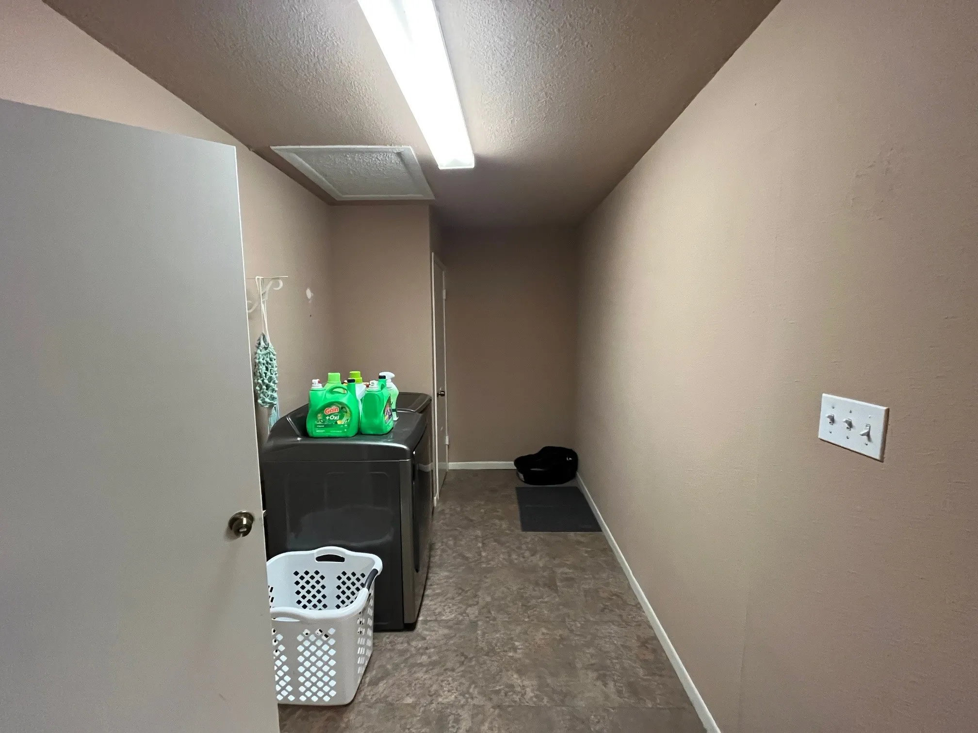 Single Family Residence For Sale in Brown County , 2204 Indian Creek Road, Brownwood, Texas 76801, 3 Bedrooms, 2 Bathrooms, Garage spaces, 1,836 Sqft, built in 1978, Price $227,500, mls#21208541, Real Estate Agent in Brownwood, Homes For Sale in Brown county, Homes For Sale in Brownwood, Realtor in Brownwood Texas, Real Estate Brokerage Independent Realty Texas, Luminita Cordes Realtor