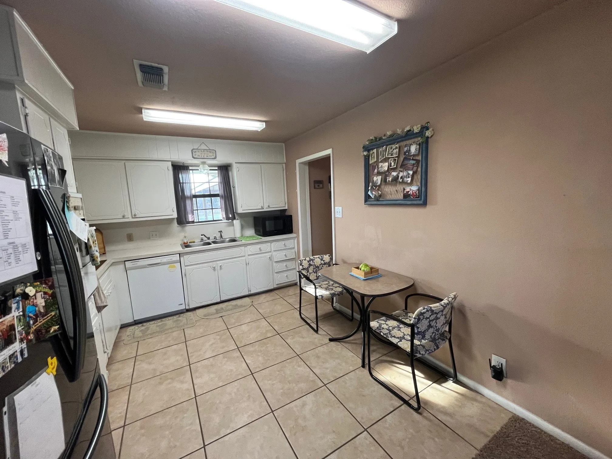 Single Family Residence For Sale in Brown County , 2204 Indian Creek Road, Brownwood, Texas 76801, 3 Bedrooms, 2 Bathrooms, Garage spaces, 1,836 Sqft, built in 1978, Price $227,500, mls#21208541, Real Estate Agent in Brownwood, Homes For Sale in Brown county, Homes For Sale in Brownwood, Realtor in Brownwood Texas, Real Estate Brokerage Independent Realty Texas, Luminita Cordes Realtor