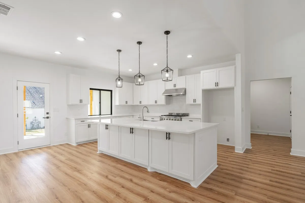 Single Family Residence For Sale in Henderson County , 649 Enchanted Isles Drive, Mabank, Texas 75156, 4 Bedroom, 3 Bathroom, 3 Garage spaces, 2,860 Sqft, built in 2024, mls#21207036, Real Estate Agent in Mabank, Homes For Sale in Henderson county, Homes For Sale in Mabank, Realtor in Mabank Texas, Real Estate Brokerage Independent Realty Texas, Luminita Cordes Realtor