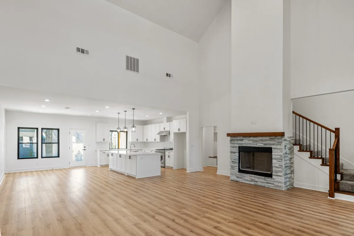 Single Family Residence For Sale in Henderson County , 649 Enchanted Isles Drive, Mabank, Texas 75156, 4 Bedroom, 3 Bathroom, 3 Garage spaces, 2,860 Sqft, built in 2024, mls#21207036, Real Estate Agent in Mabank, Homes For Sale in Henderson county, Homes For Sale in Mabank, Realtor in Mabank Texas, Real Estate Brokerage Independent Realty Texas, Luminita Cordes Realtor