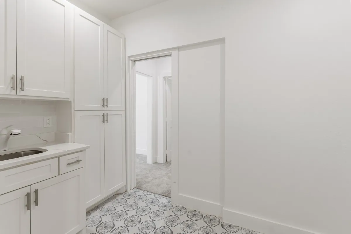 Single Family Residence For Sale in Henderson County , 649 Enchanted Isles Drive, Mabank, Texas 75156, 4 Bedroom, 3 Bathroom, 3 Garage spaces, 2,860 Sqft, built in 2024, mls#21207036, Real Estate Agent in Mabank, Homes For Sale in Henderson county, Homes For Sale in Mabank, Realtor in Mabank Texas, Real Estate Brokerage Independent Realty Texas, Luminita Cordes Realtor