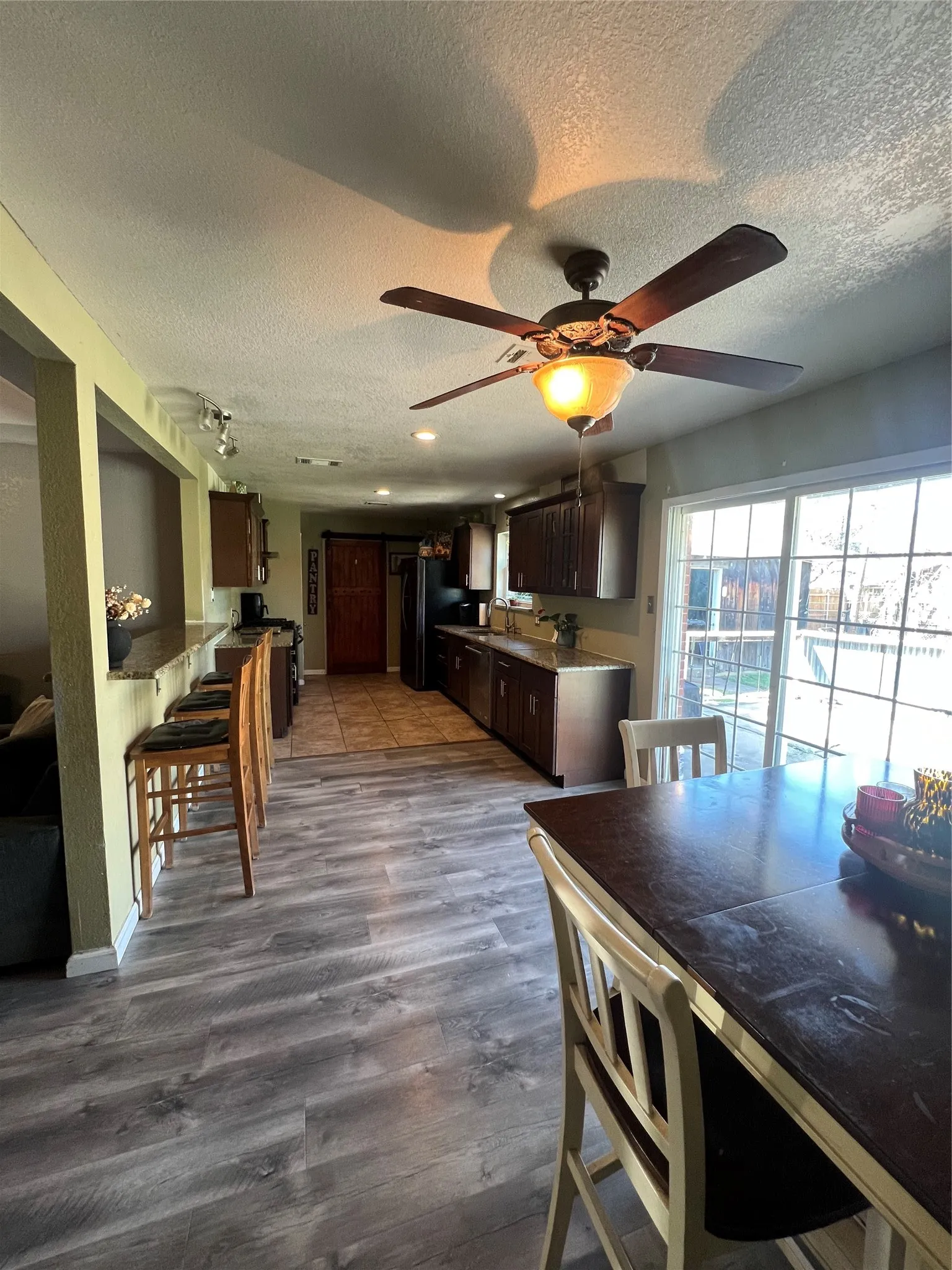 Single Family Residence For Sale in Tarrant County , 4704 Carlyle Drive, Fort Worth, Texas 76132, 3 Bedroom, 2 Bathroom, 1 Garage spaces, 1,162 Sqft, built in 1959, mls#21208427, Real Estate Agent in Fort Worth, Homes For Sale in Tarrant county, Homes For Sale in Fort Worth, Realtor in Fort Worth Texas, Real Estate Brokerage Independent Realty Texas, Luminita Cordes Realtor