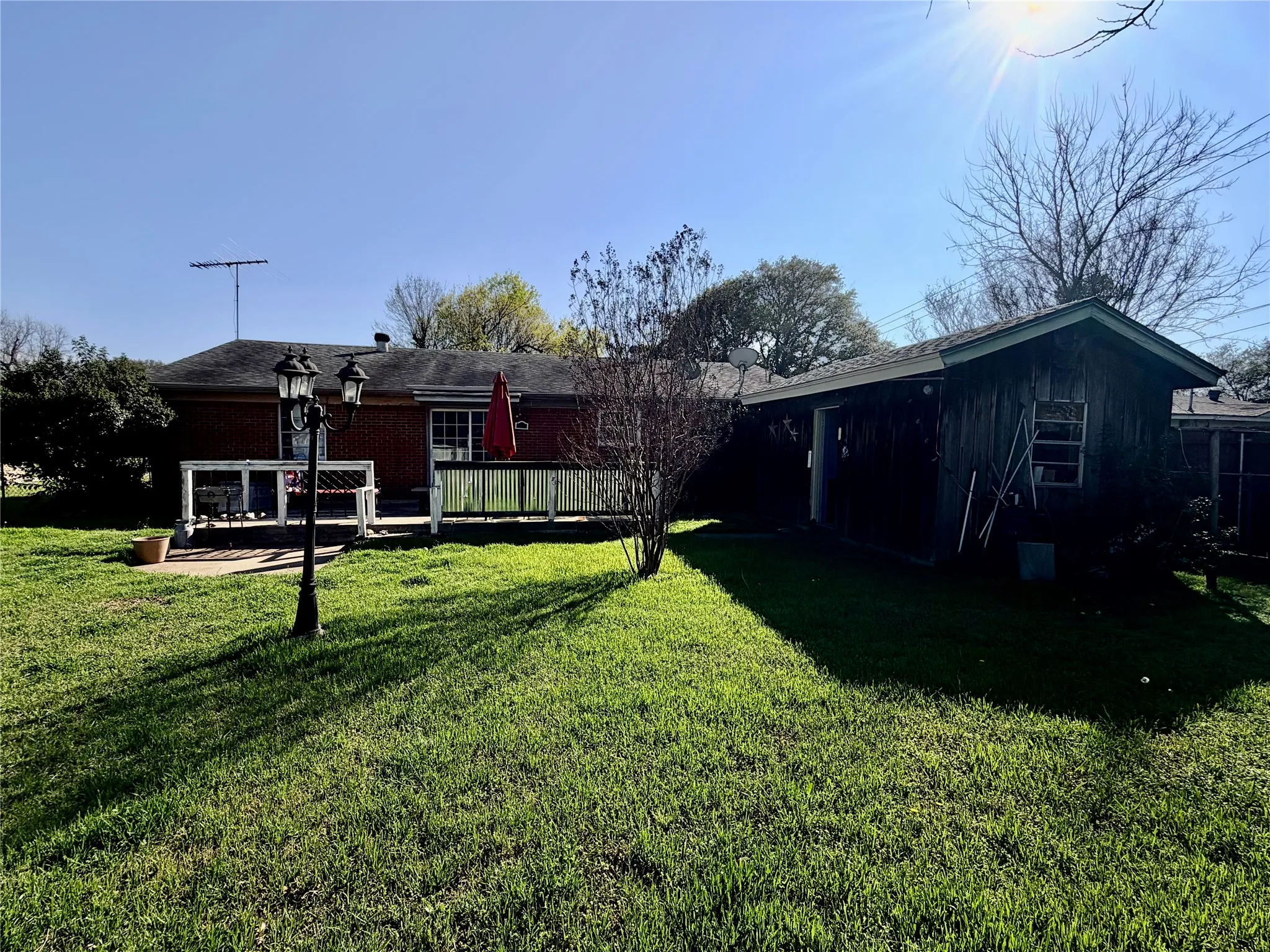 Single Family Residence For Sale in Tarrant County , 4704 Carlyle Drive, Fort Worth, Texas 76132, 3 Bedroom, 2 Bathroom, 1 Garage spaces, 1,162 Sqft, built in 1959, mls#21208427, Real Estate Agent in Fort Worth, Homes For Sale in Tarrant county, Homes For Sale in Fort Worth, Realtor in Fort Worth Texas, Real Estate Brokerage Independent Realty Texas, Luminita Cordes Realtor
